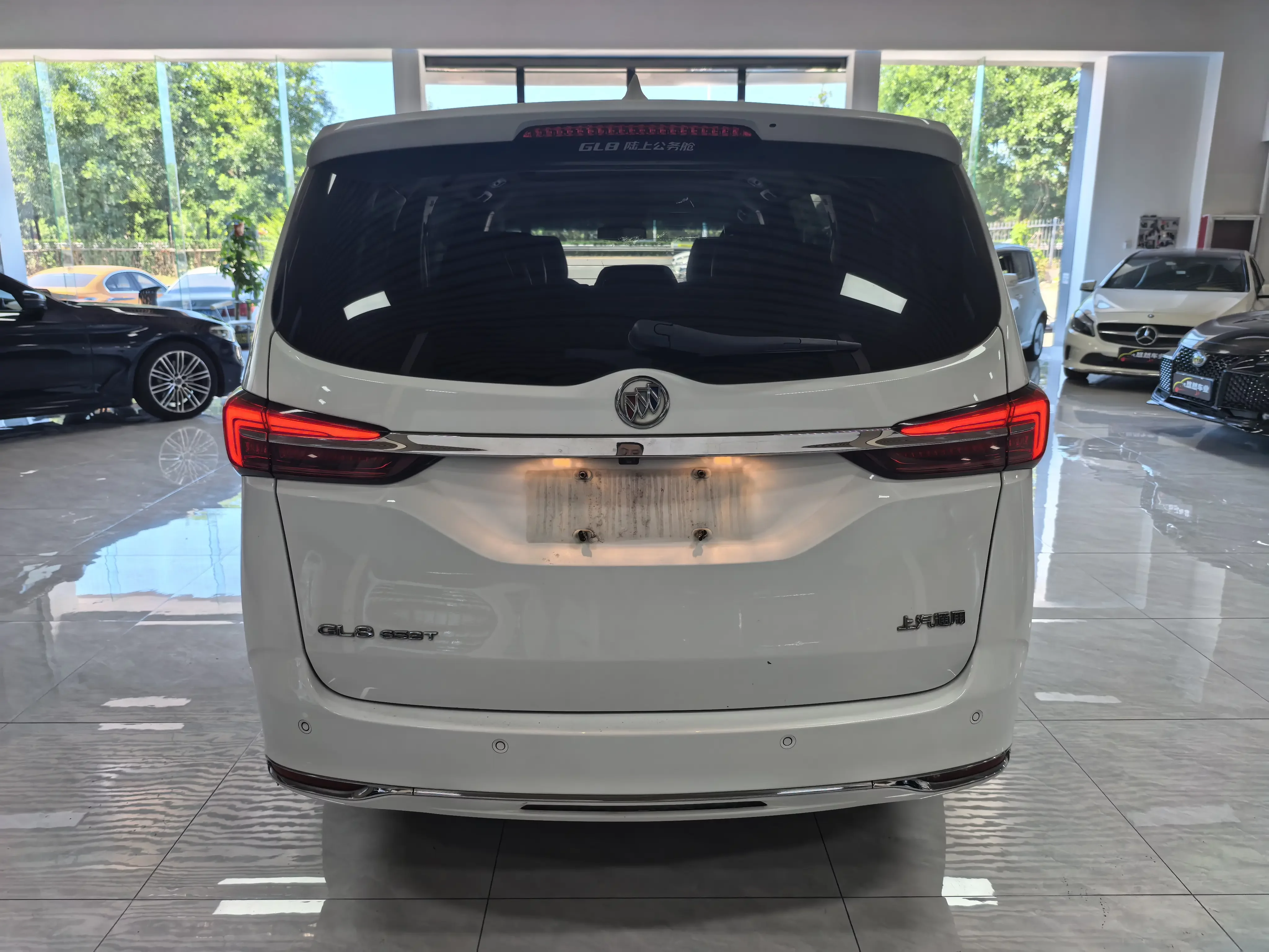 Buick GL8