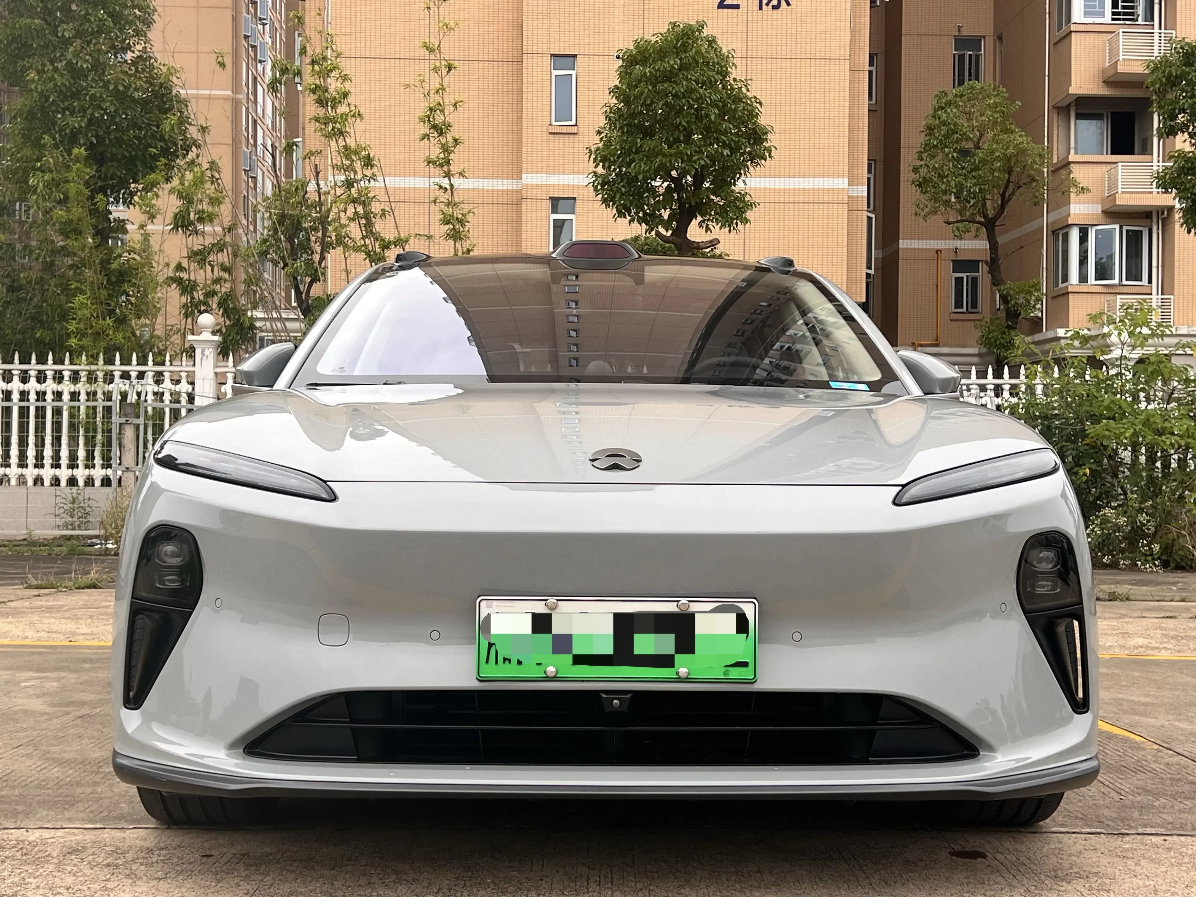NIO ET5  из Китая