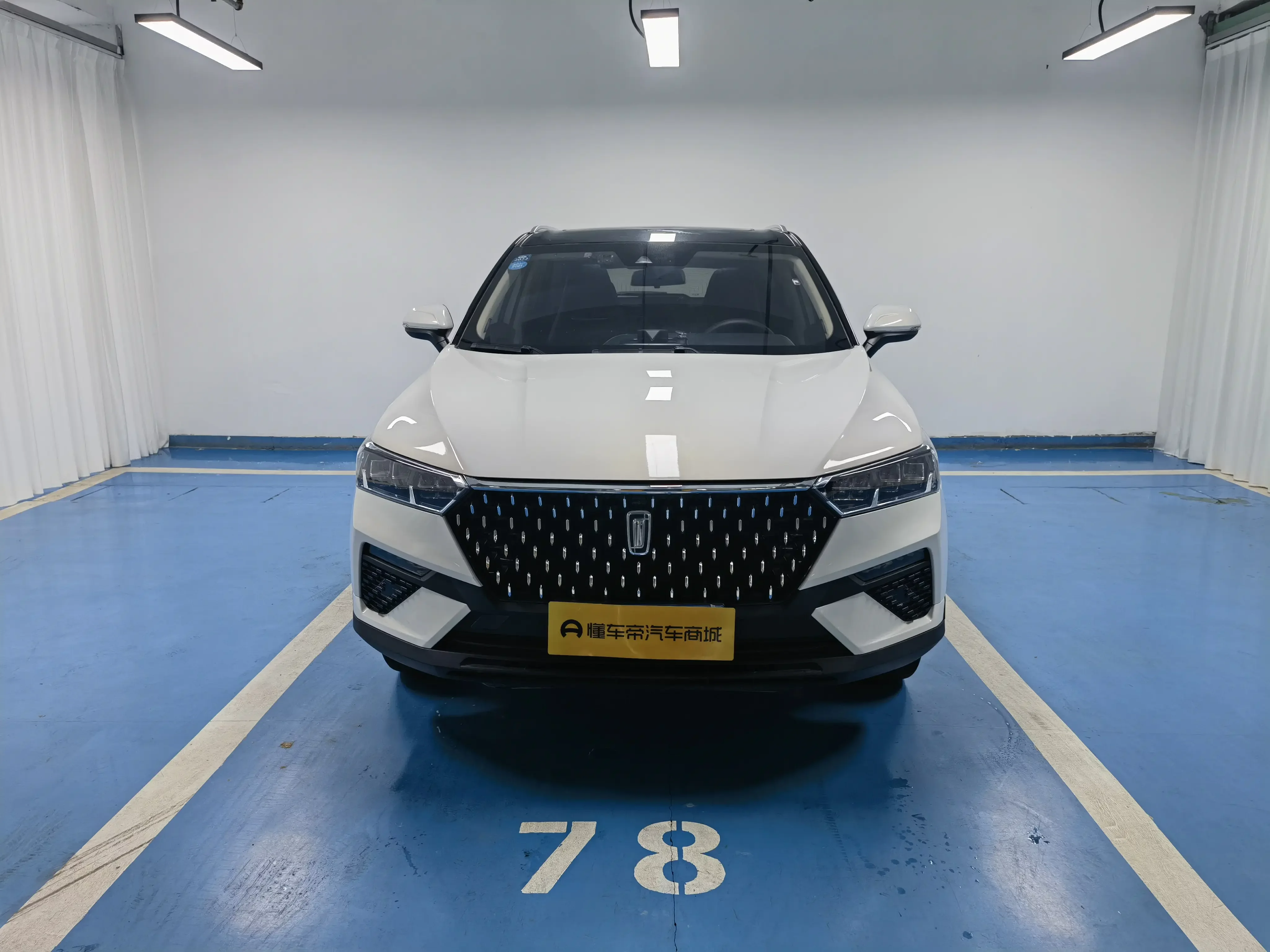 FAW Bestune T77