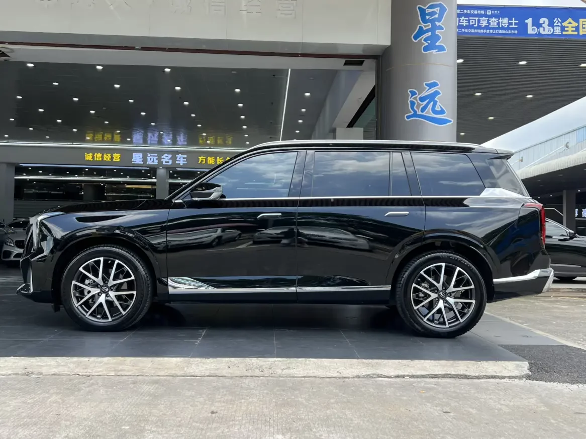 GAC Trumpchi GS8
