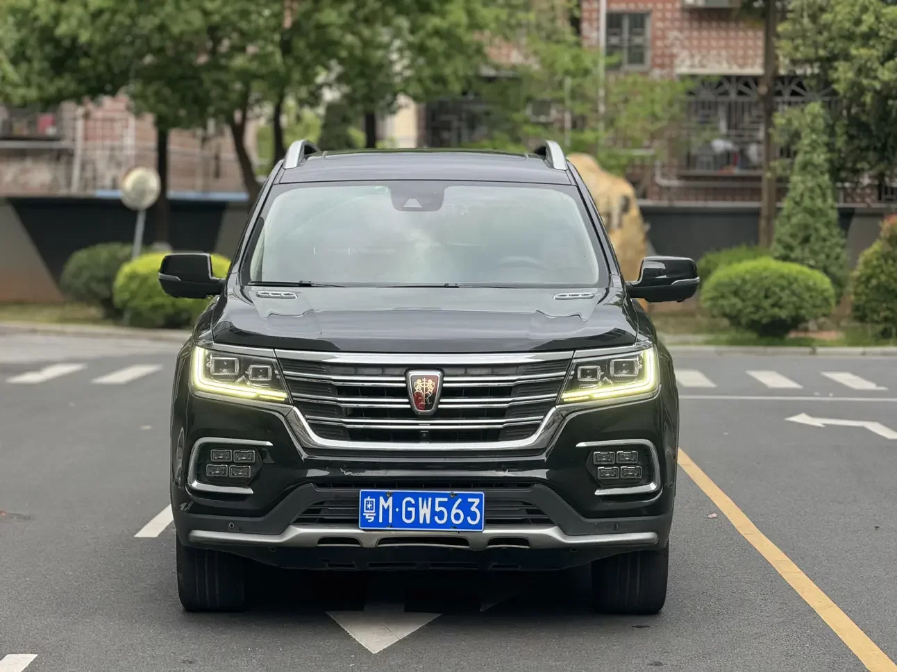 Roewe RX8