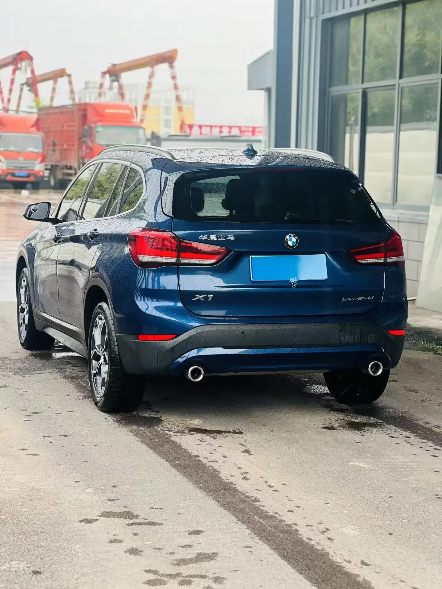 BMW X1