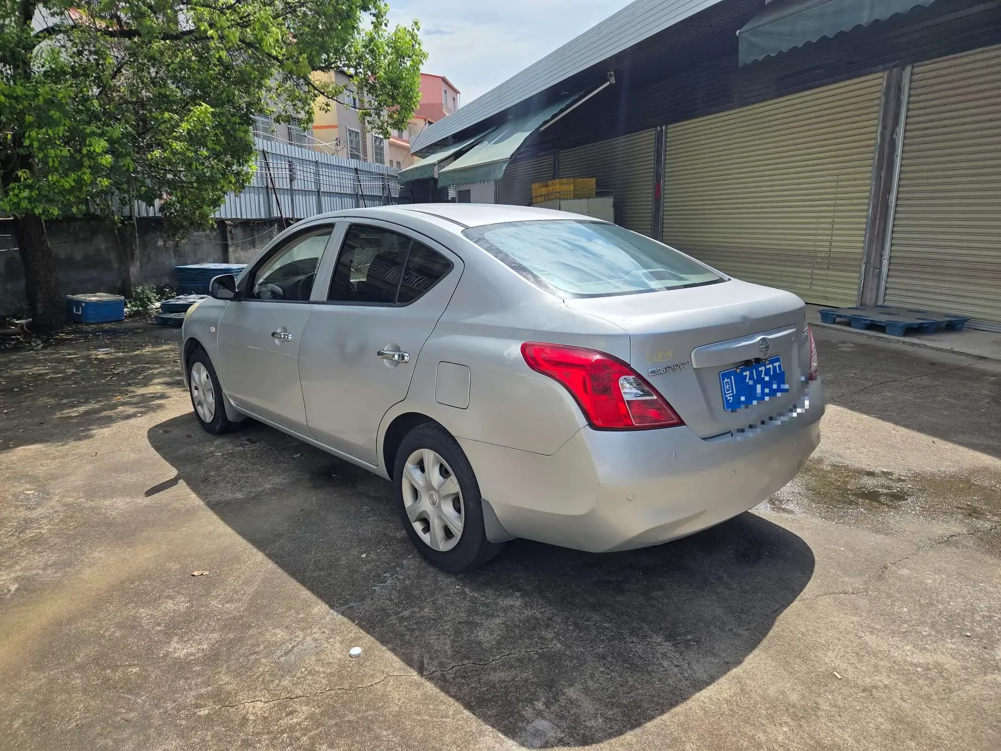 Nissan Sunlight