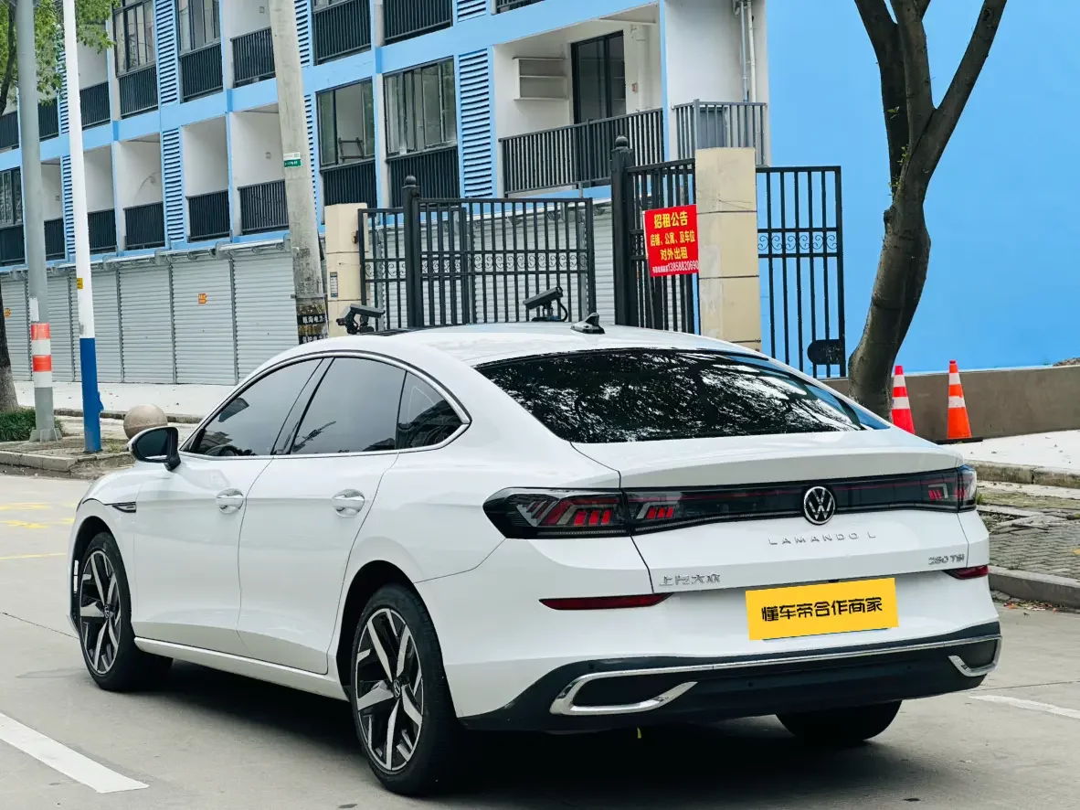 Volkswagen Lamando