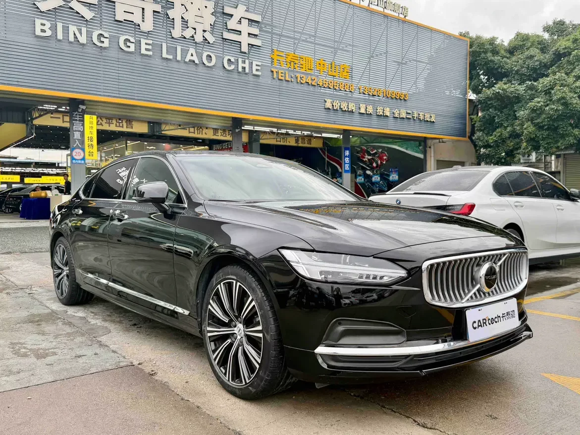 Volvo S90