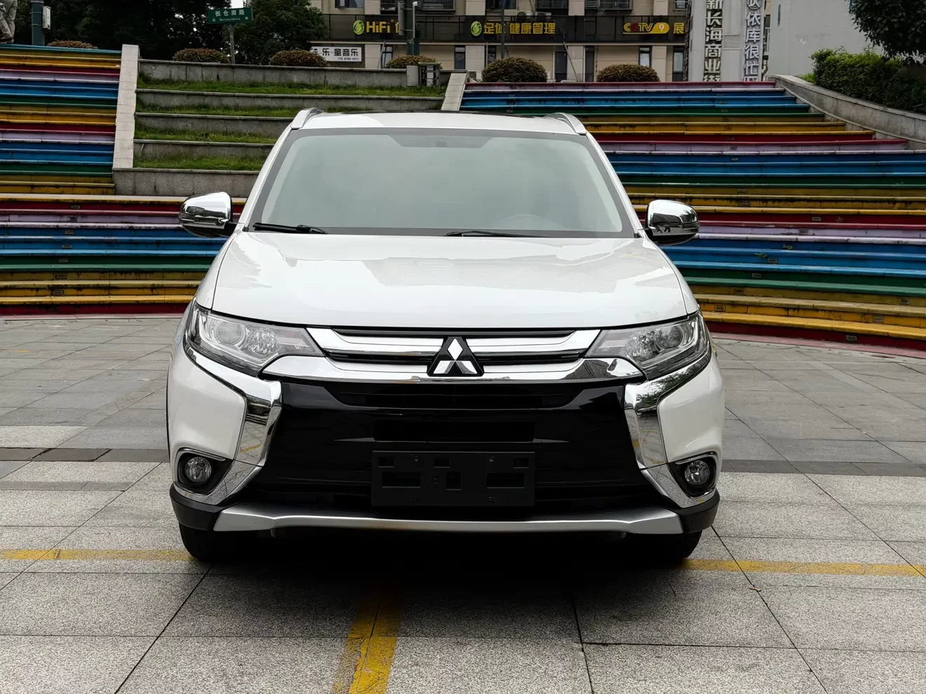 Mitsubishi Outlander  из Китая
