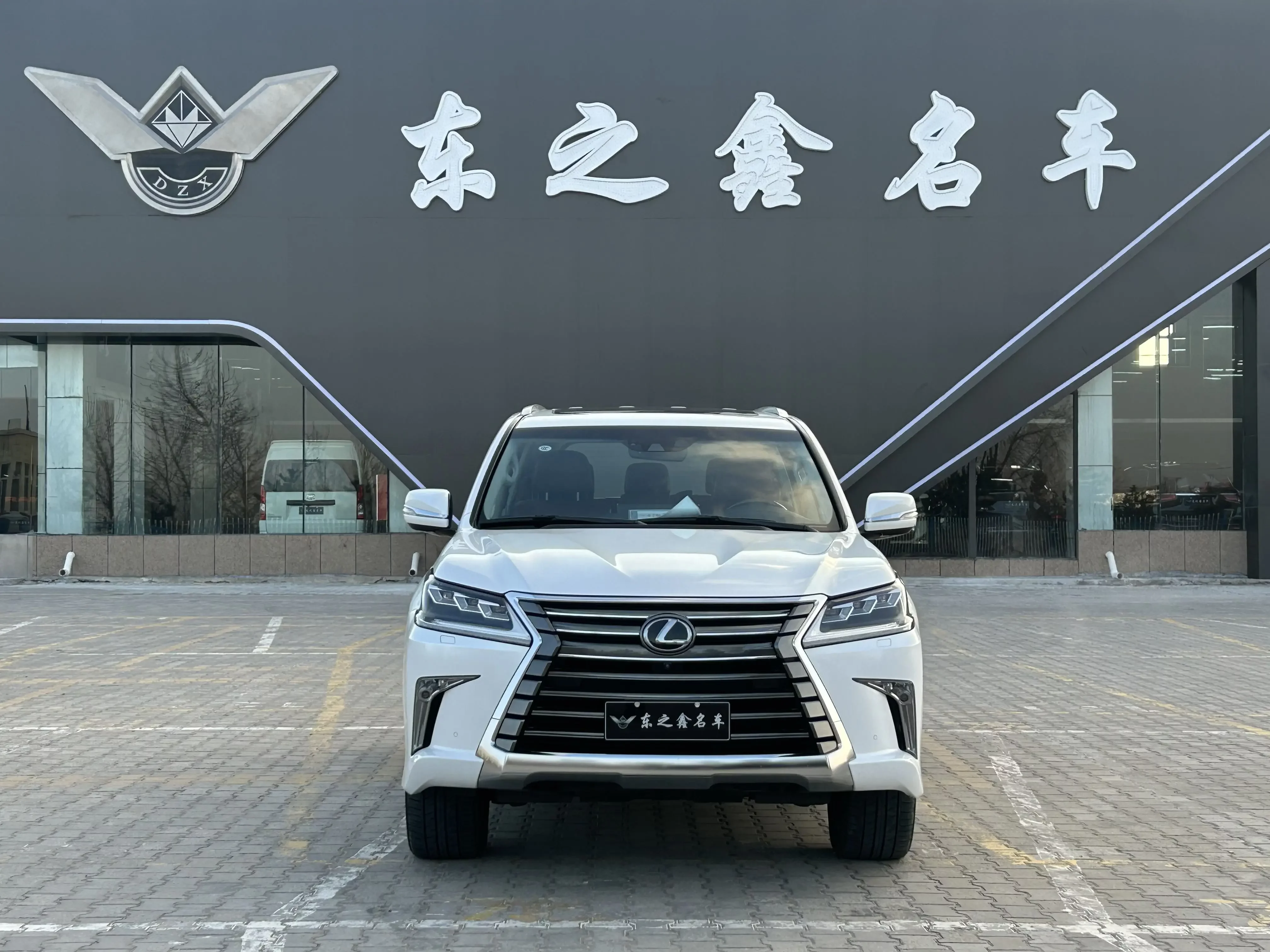 Lexus LX