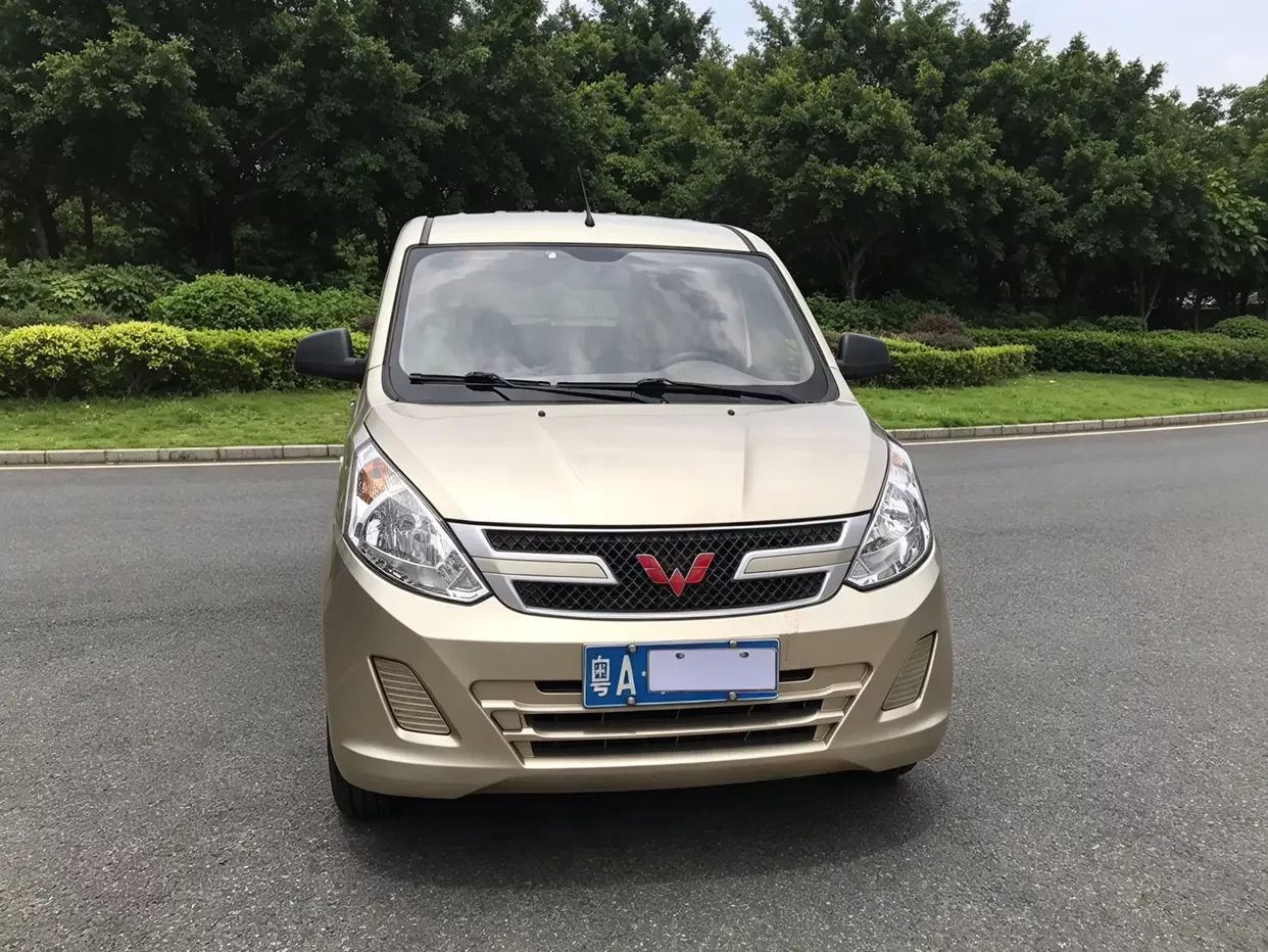 Wuling Rongguang V