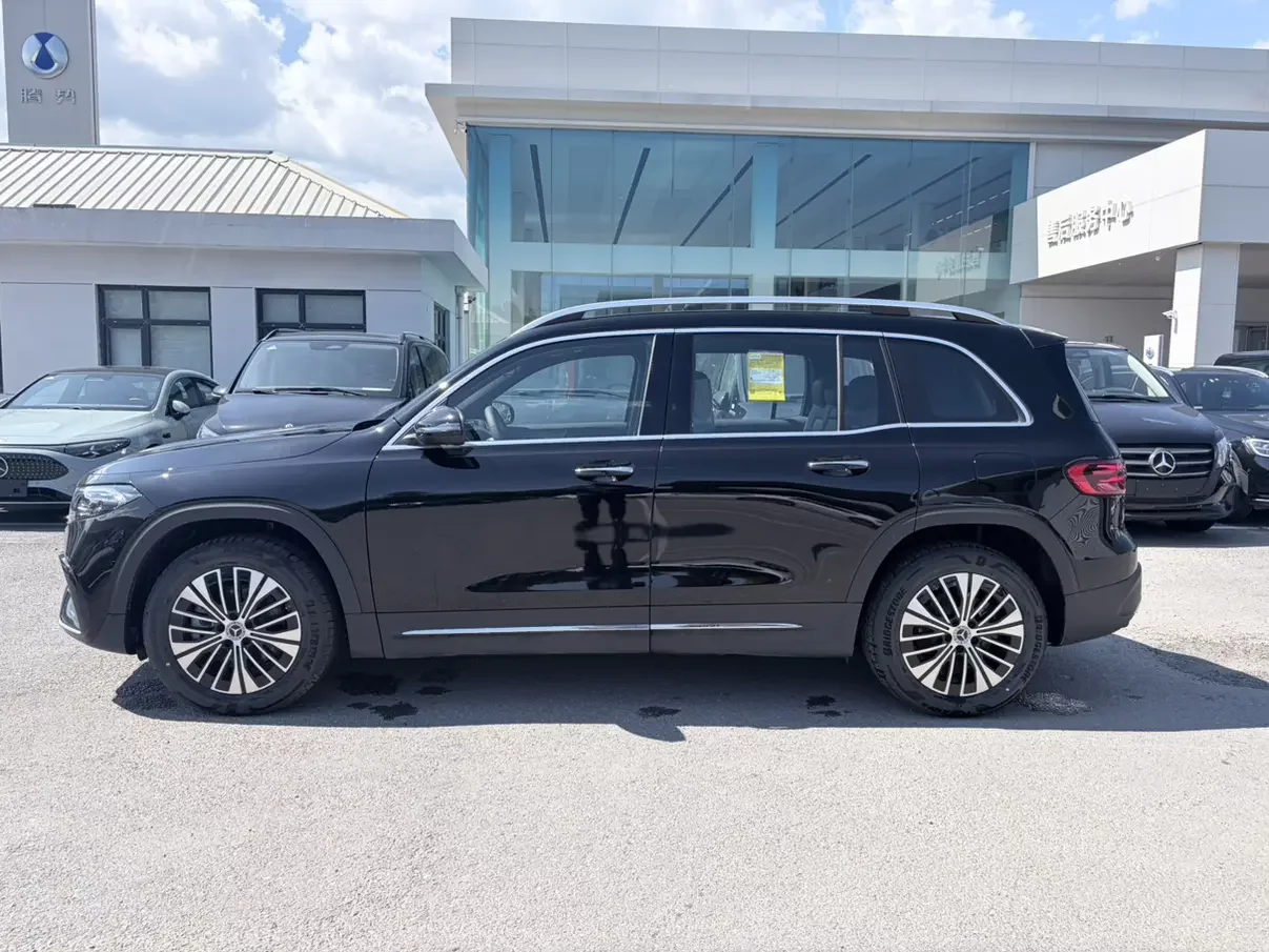 Mercedes-Benz EQB