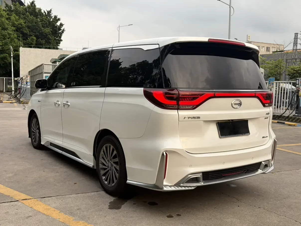 GAC Trumpchi M8