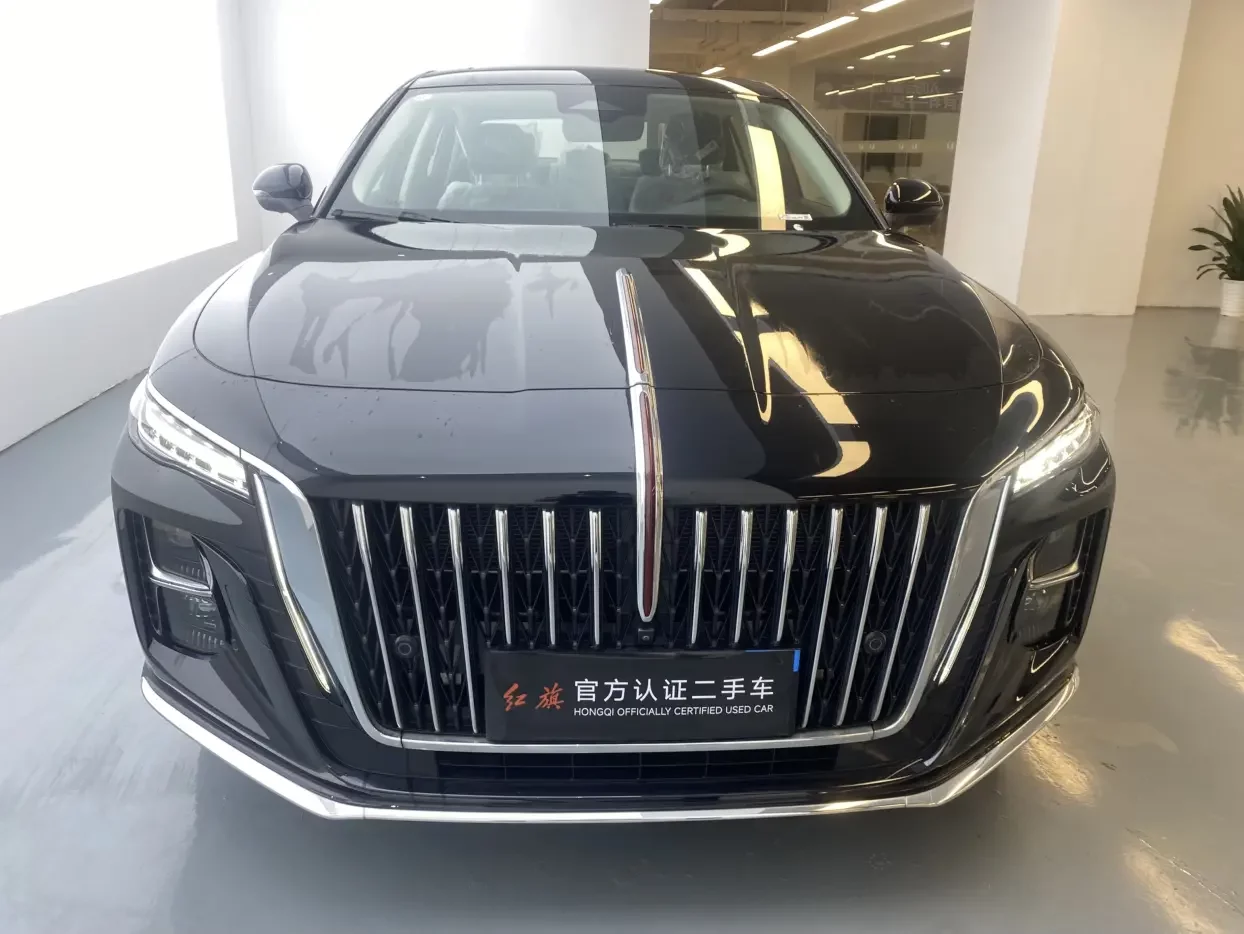Hongqi H5  из Китая
