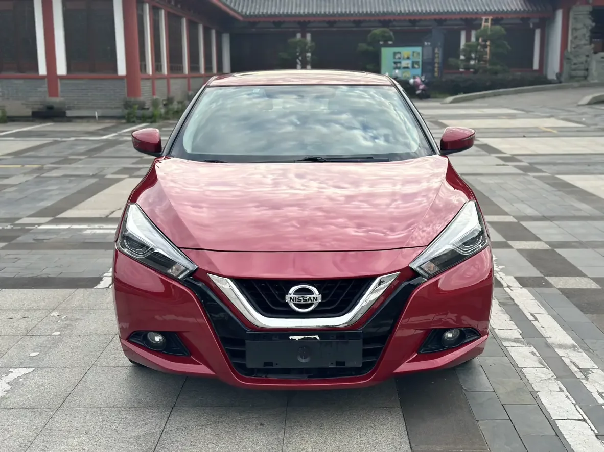 Nissan bluebird