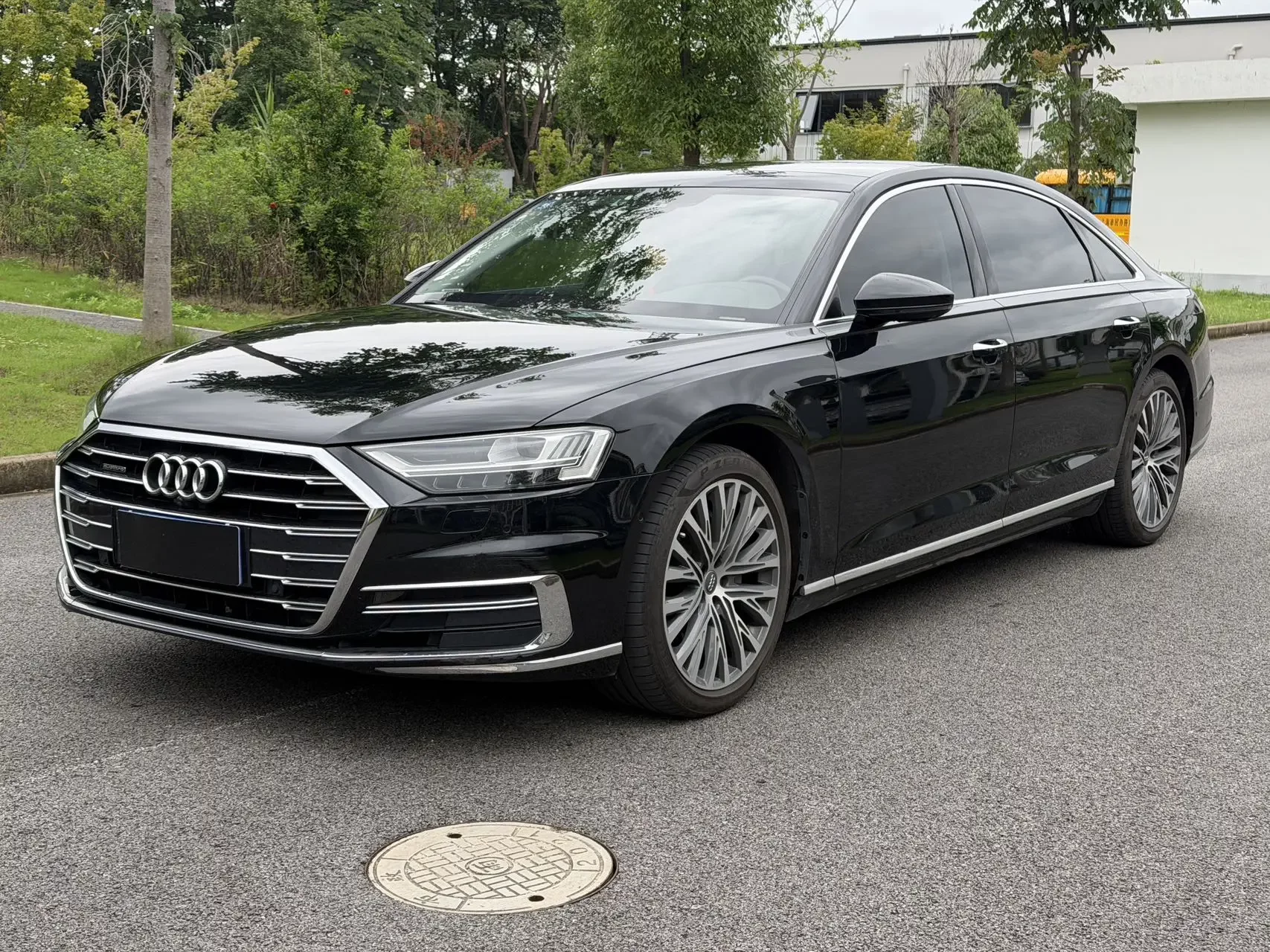 Audi A8