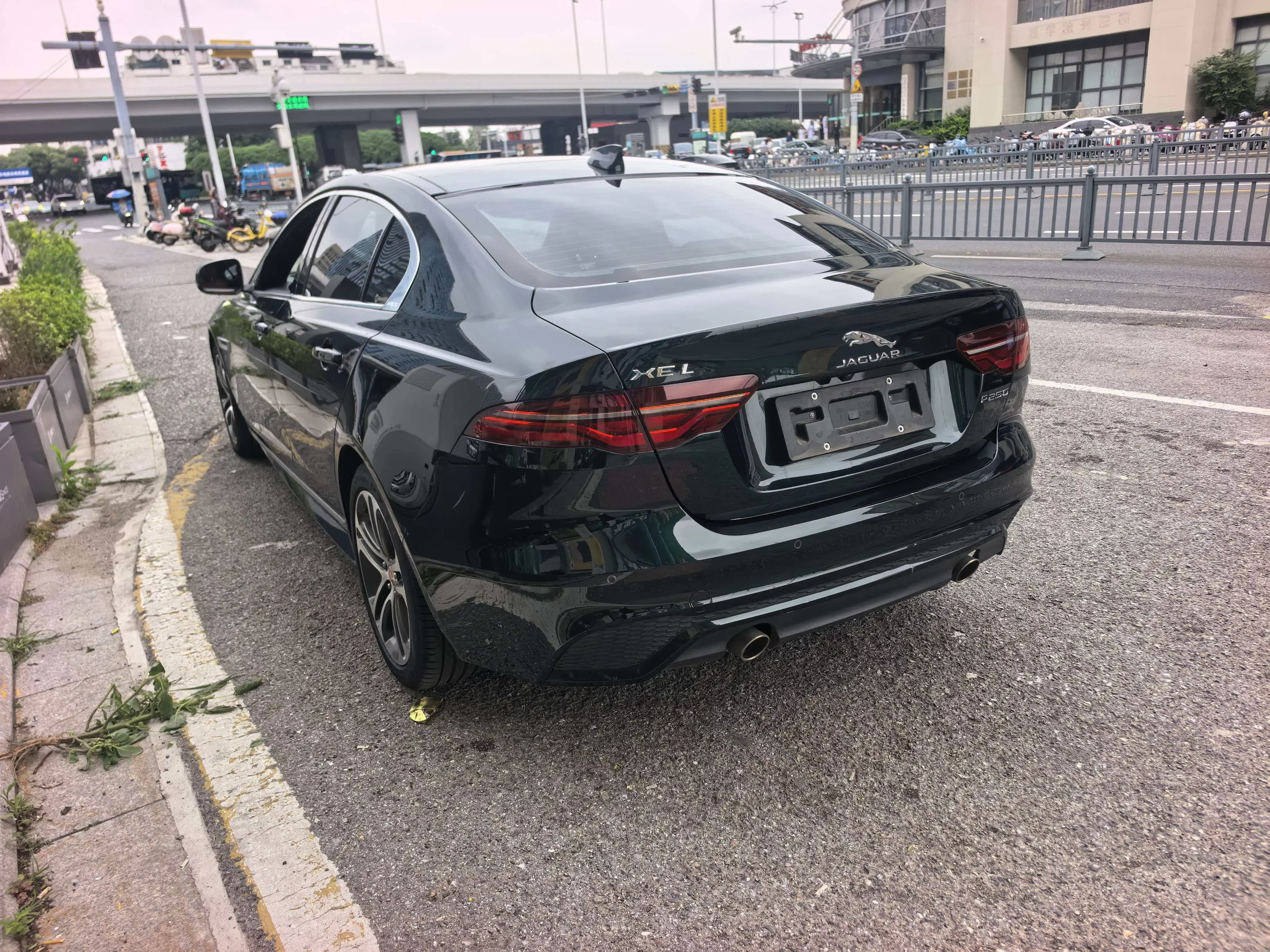 Jaguar XEL