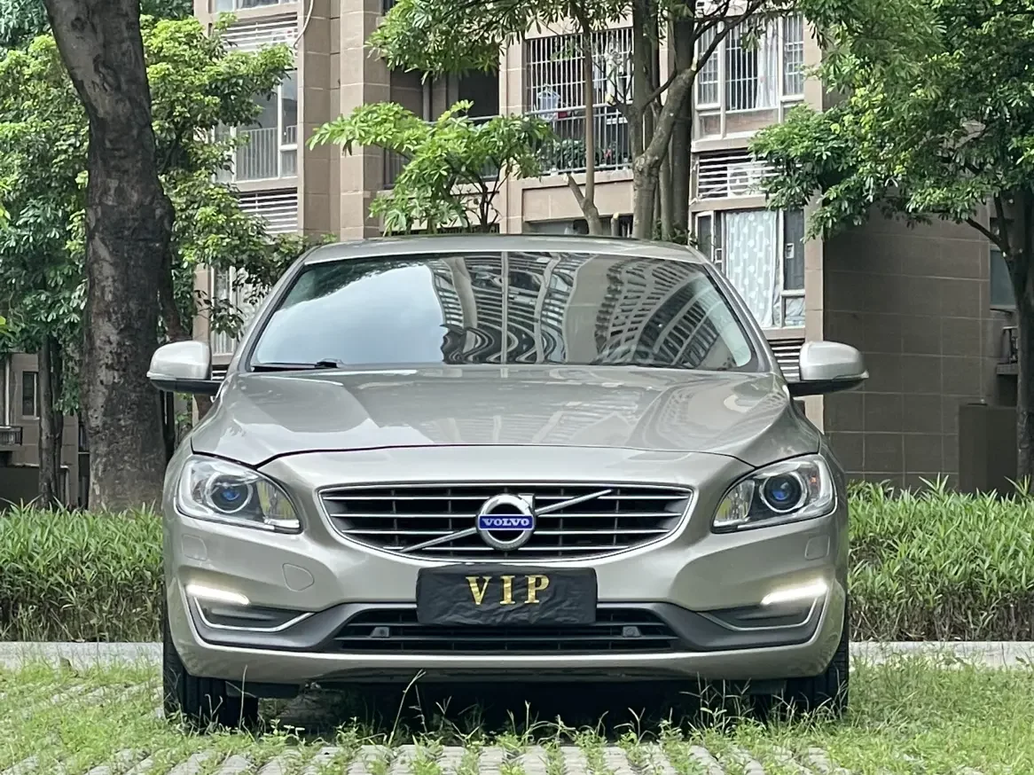 Volvo S60