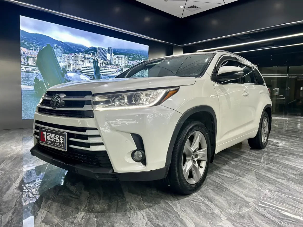 Toyota Highlander  из Китая