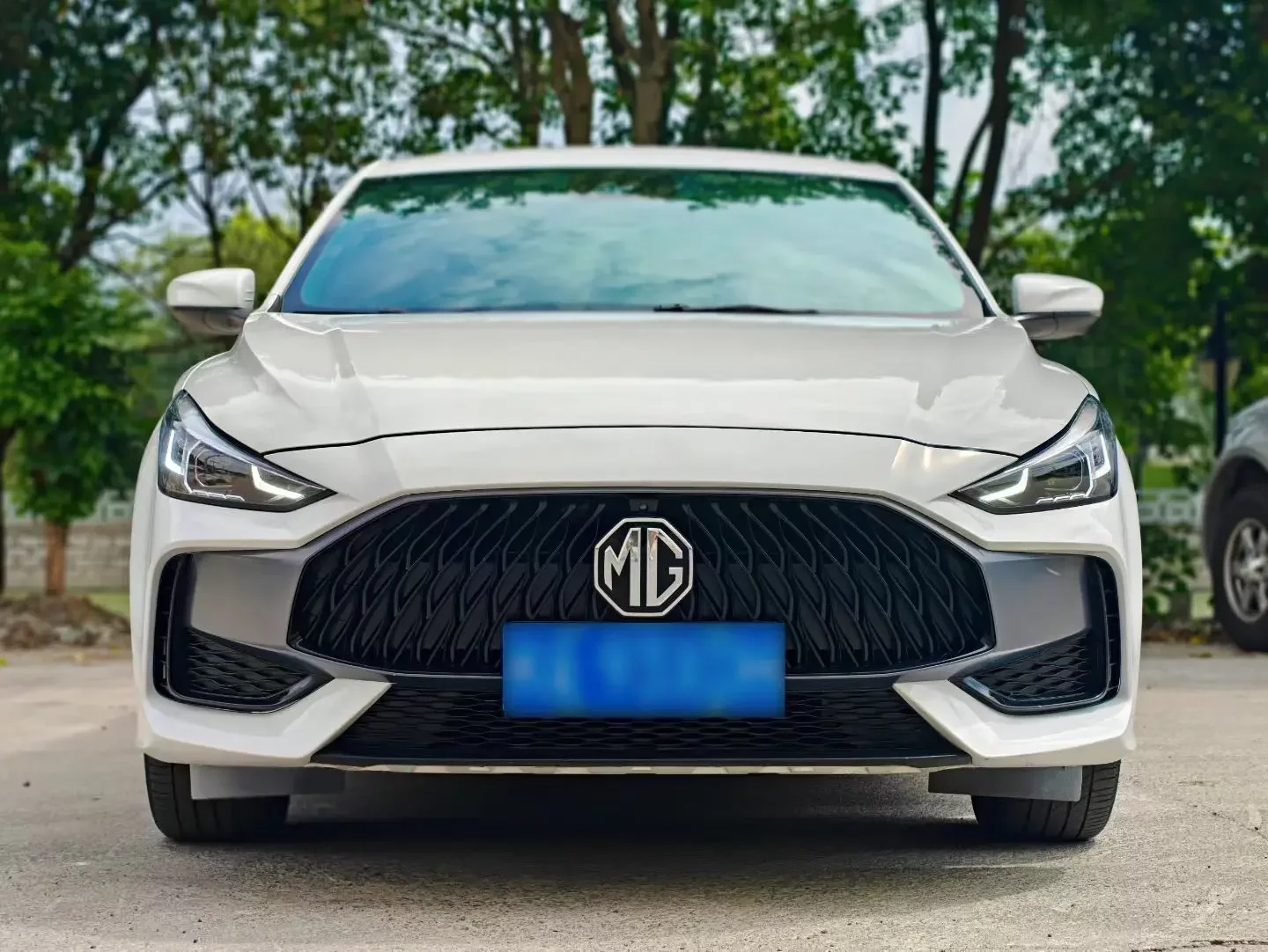 MG 5