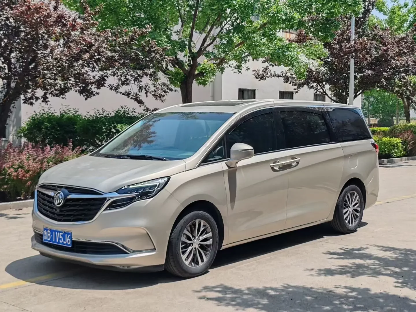 Buick GL8