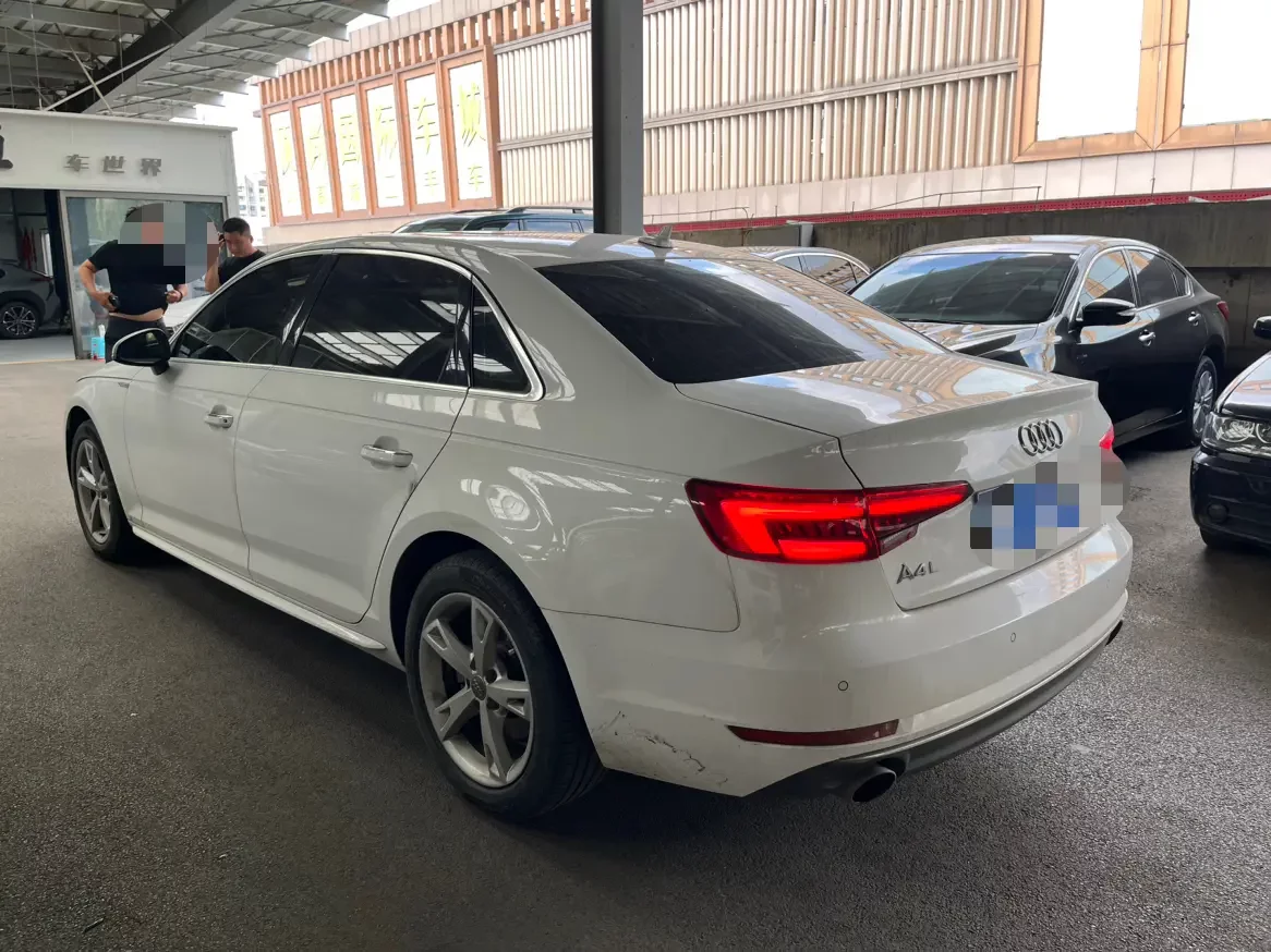 Audi A4L