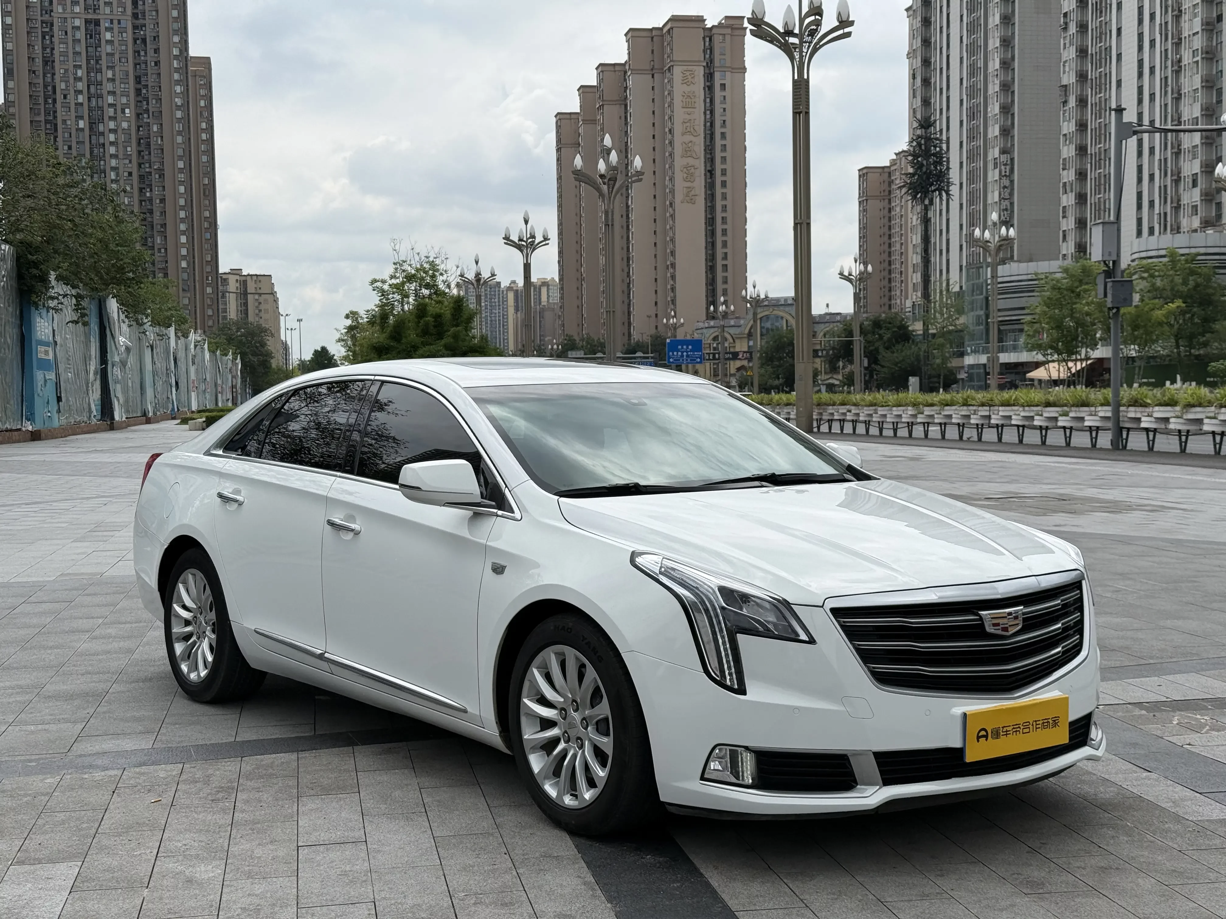 Cadillac XTS