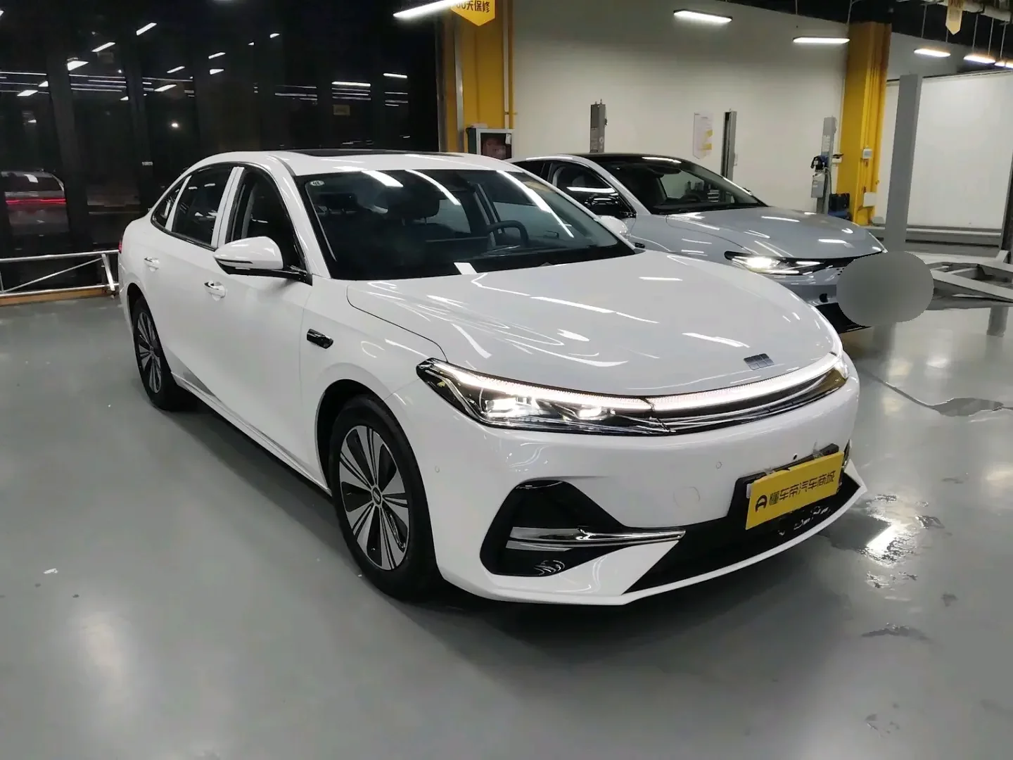 Geely Galaxy A7 EM