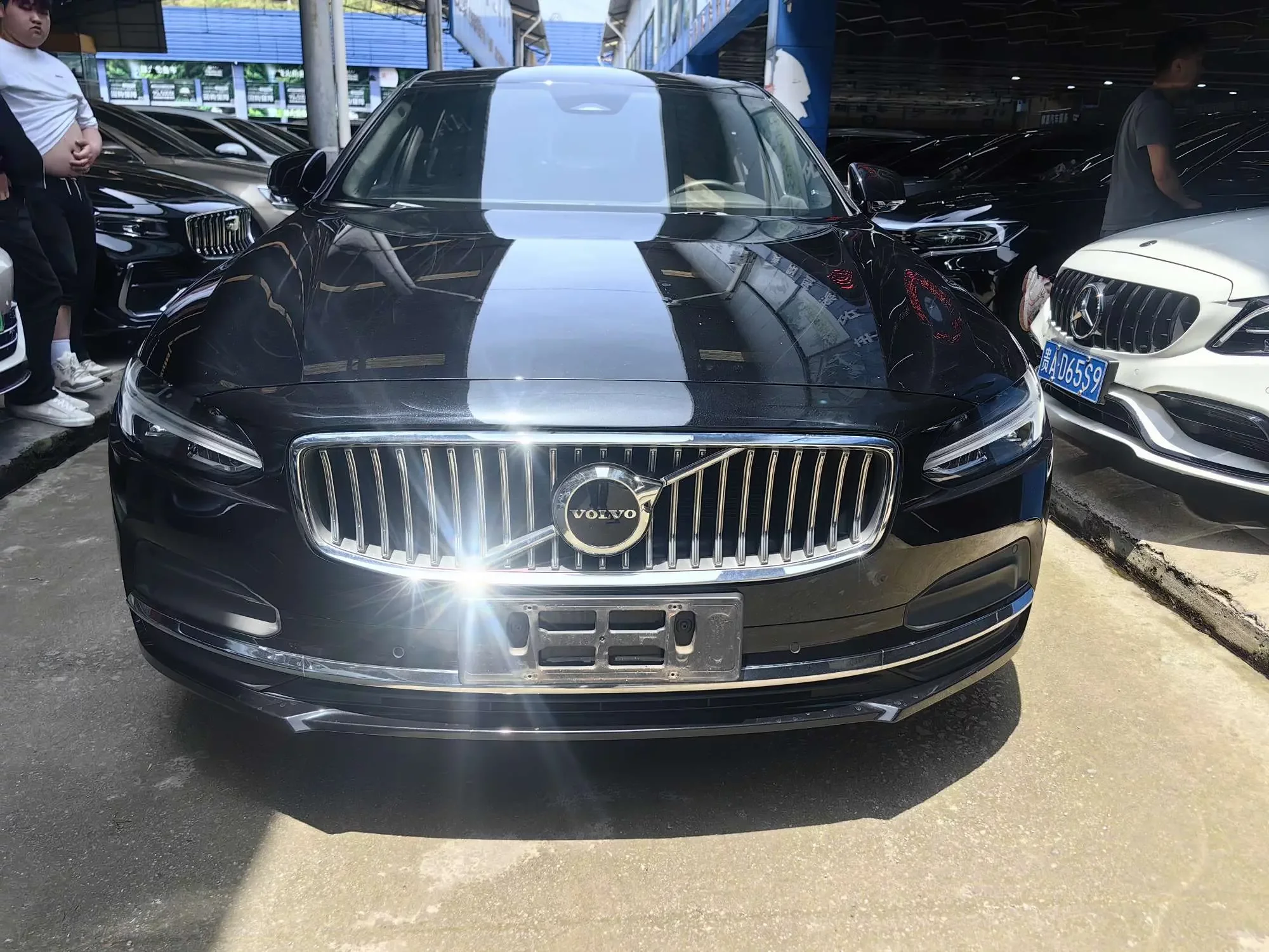Volvo S90