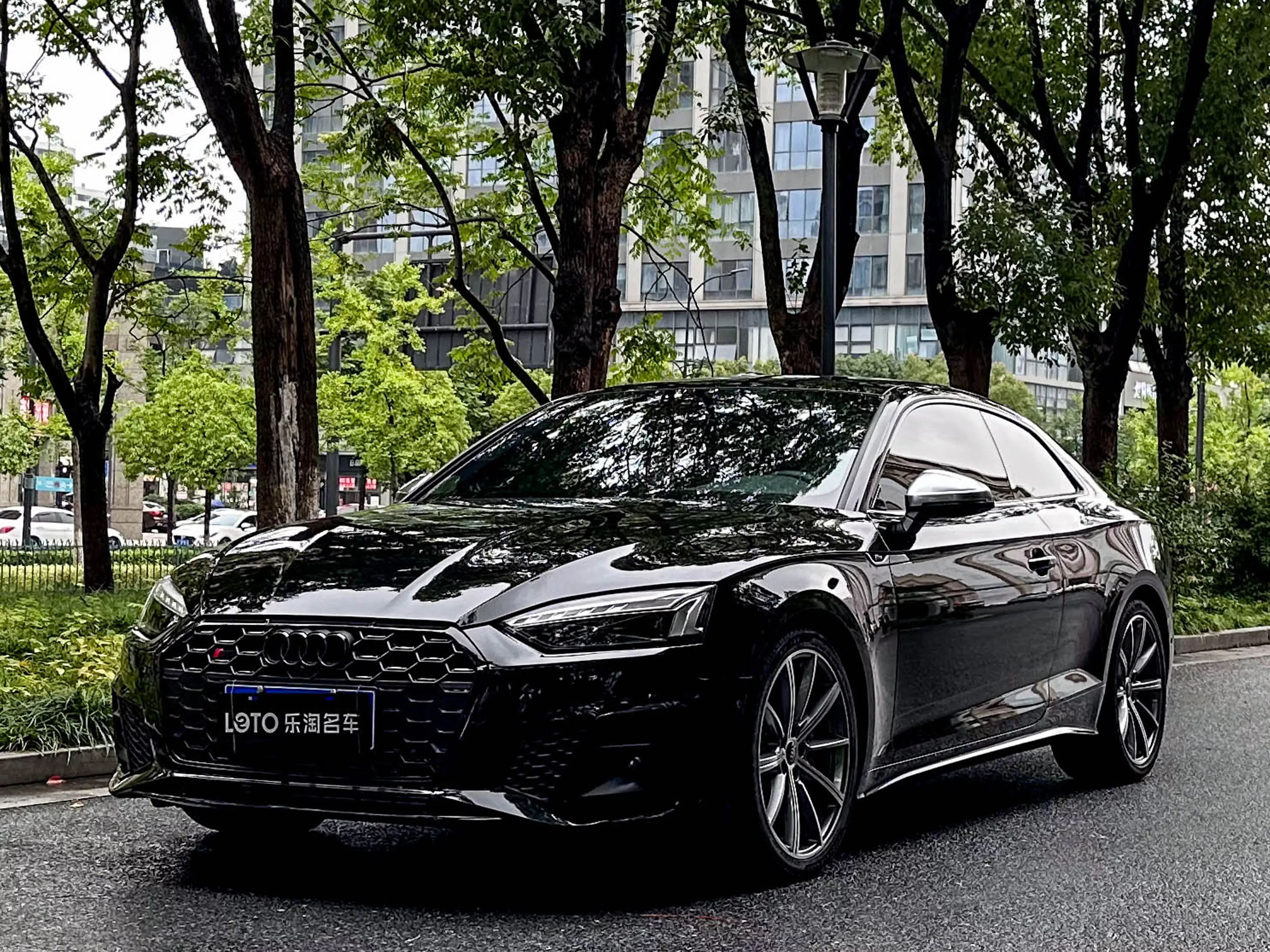Audi S5