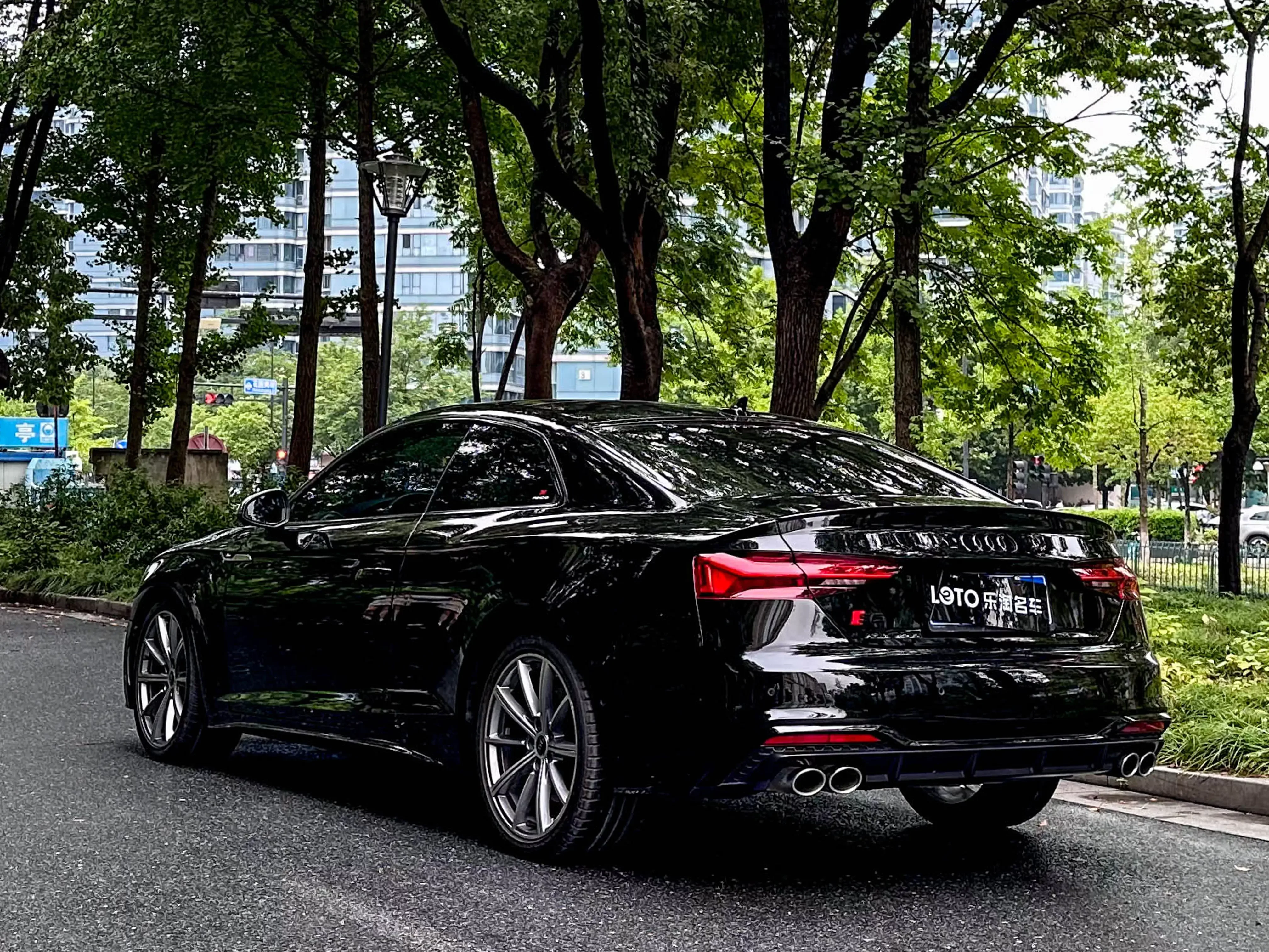 Audi S5