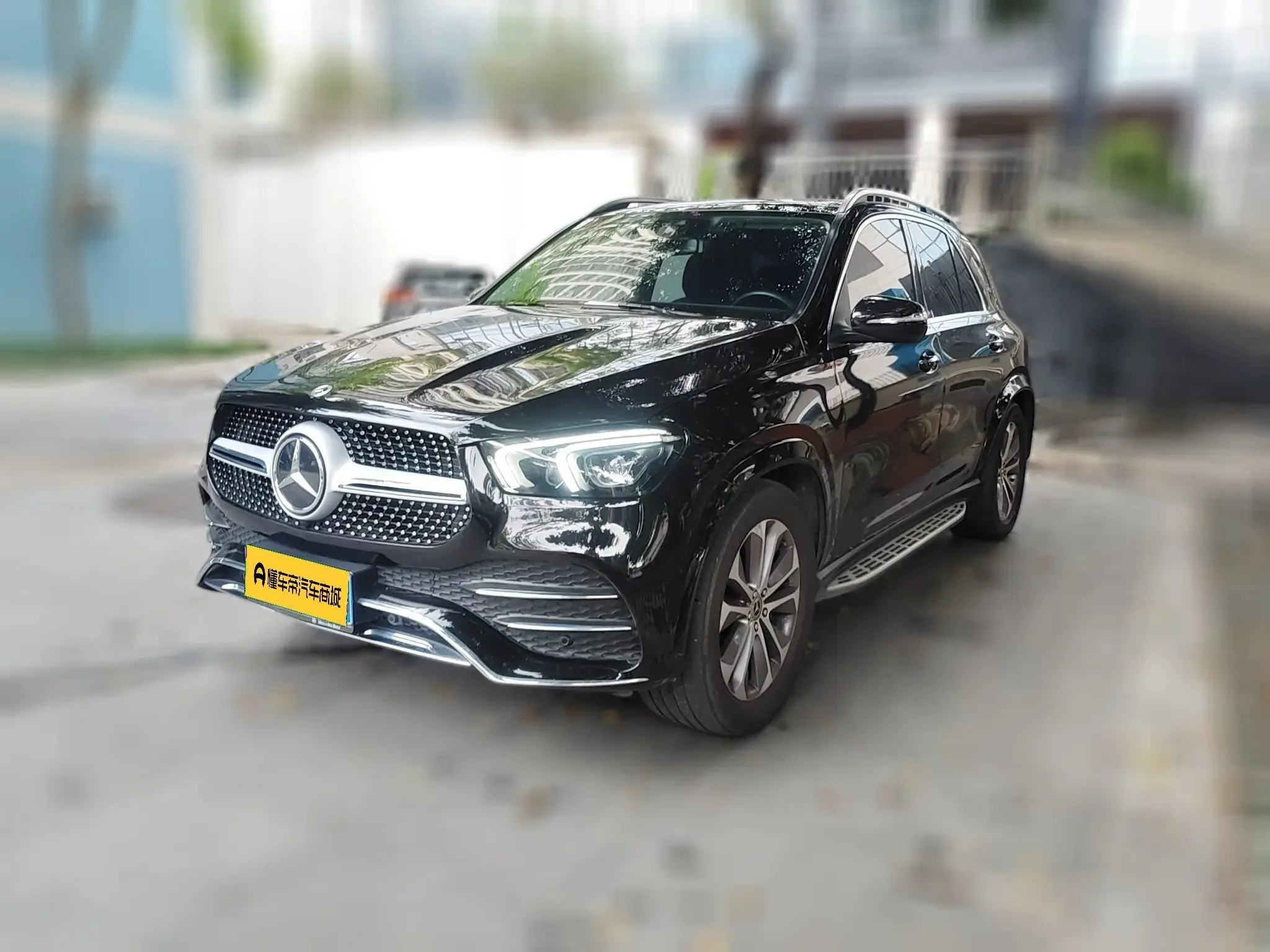 Mercedes-Benz GLE (Imported)