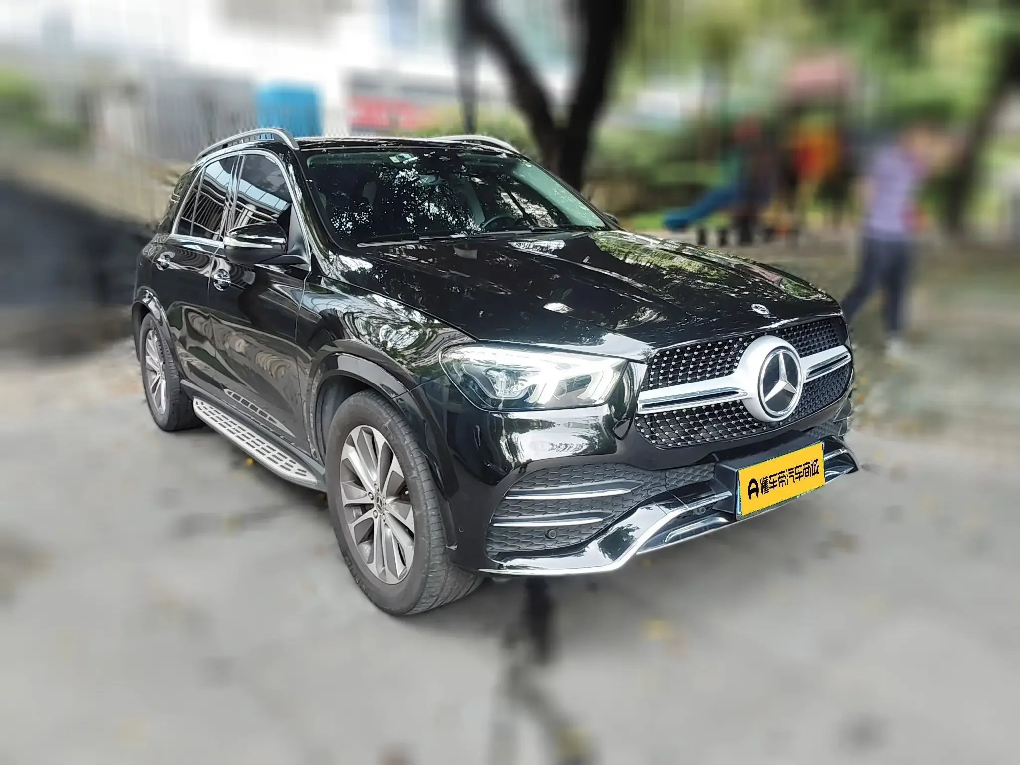 Mercedes-Benz GLE (Imported)