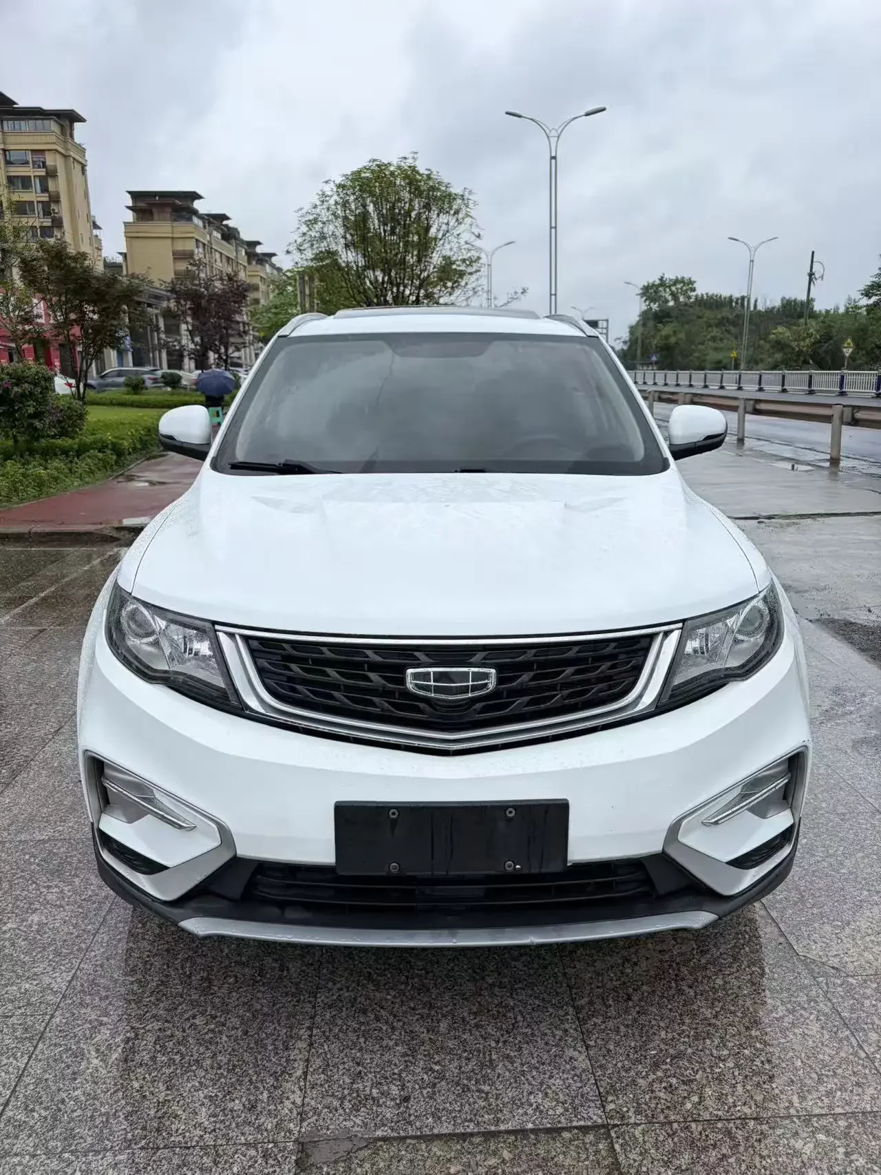 Geely Atlas