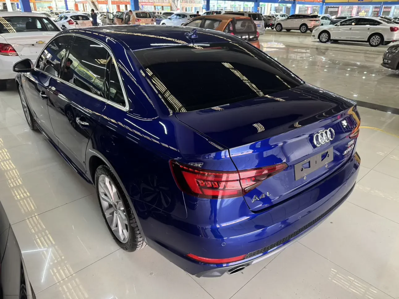 Audi A4L