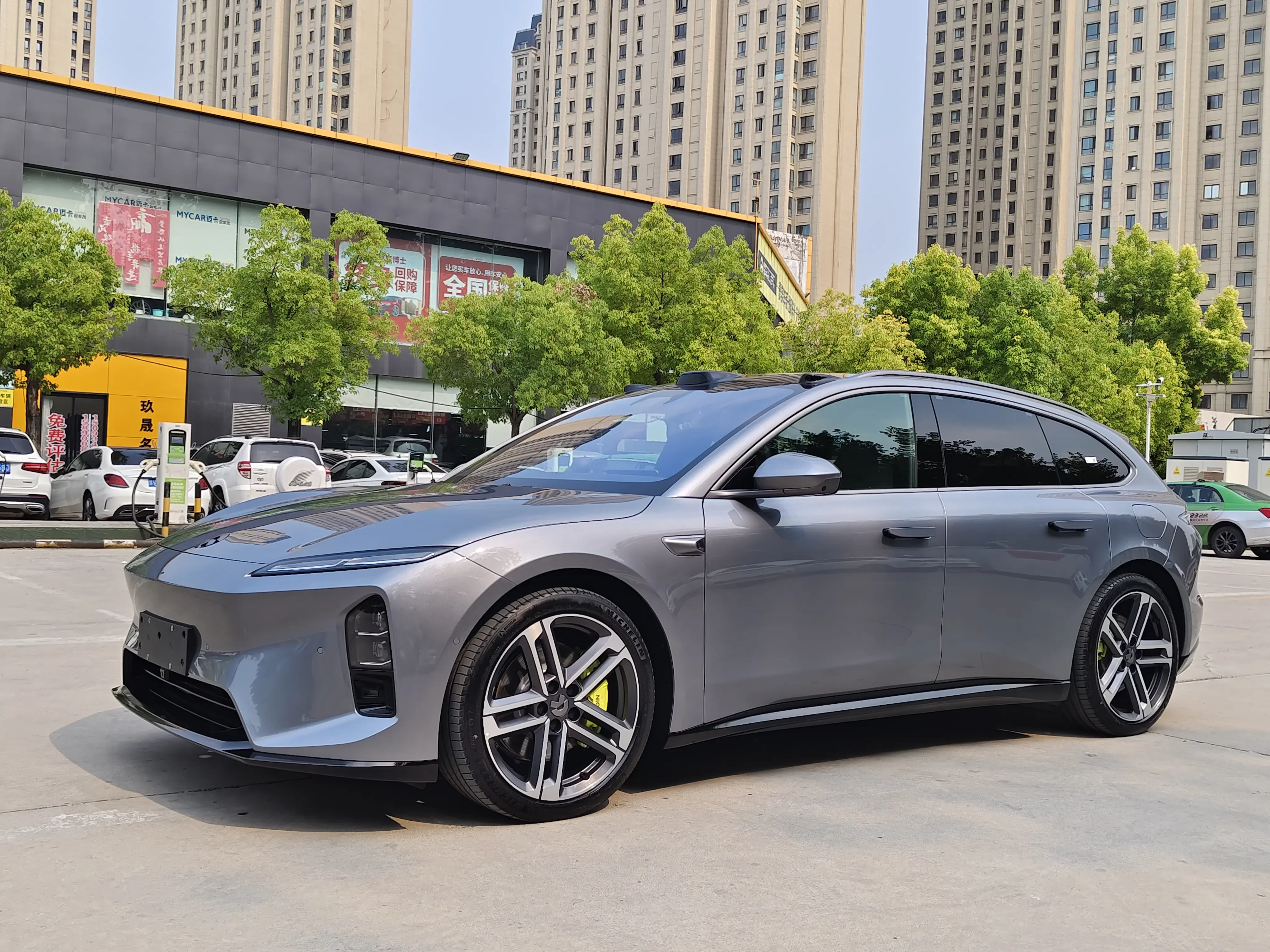 NIO ET5T