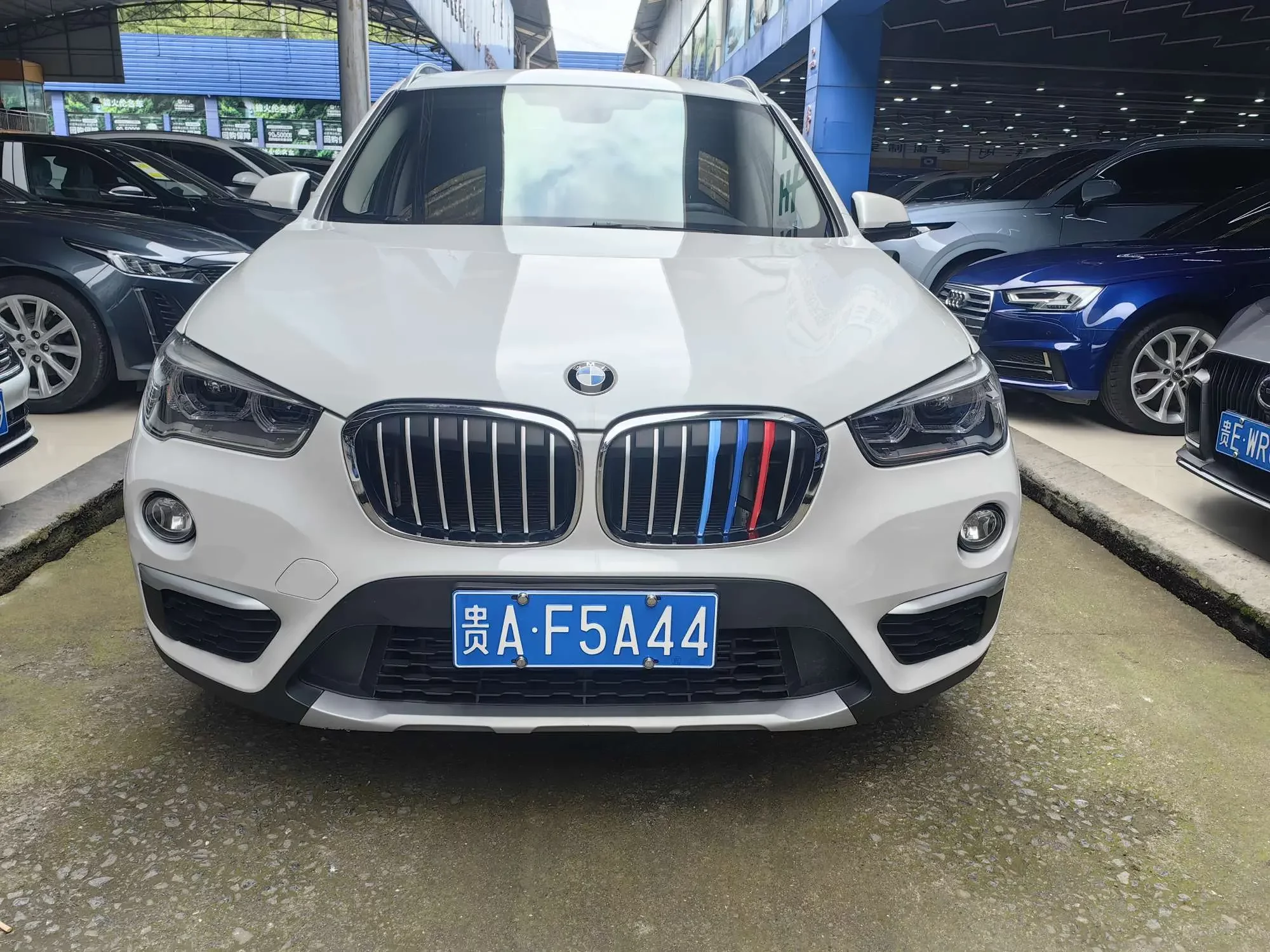 BMW X1  из Китая