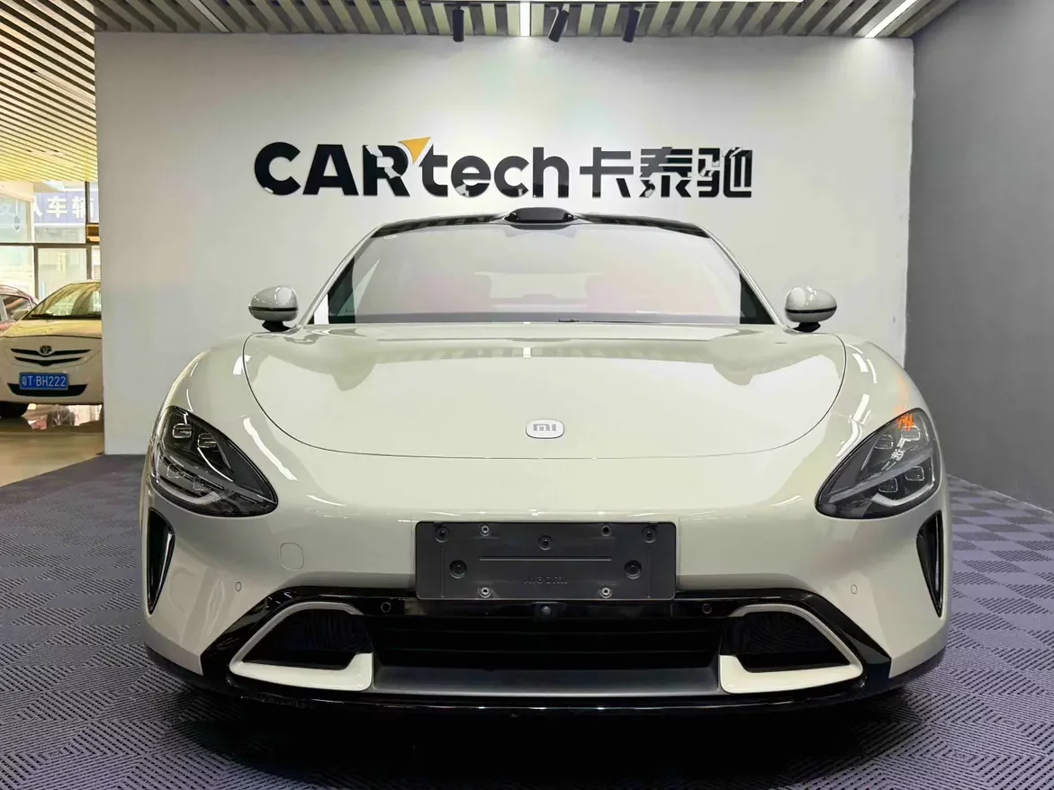 Xiaomi car Xiaomi SU7  из Китая