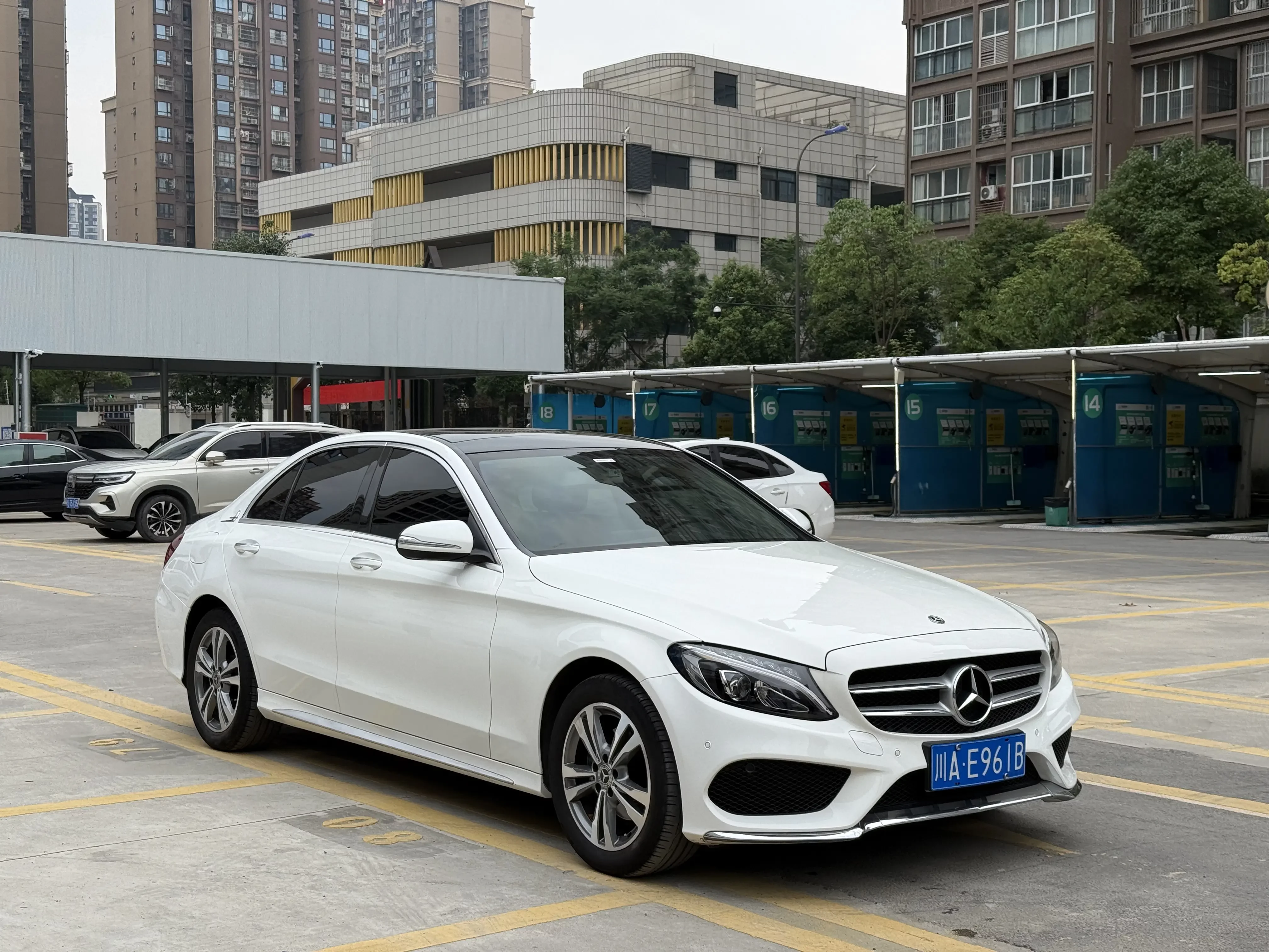 Mercedes-Benz C Class
