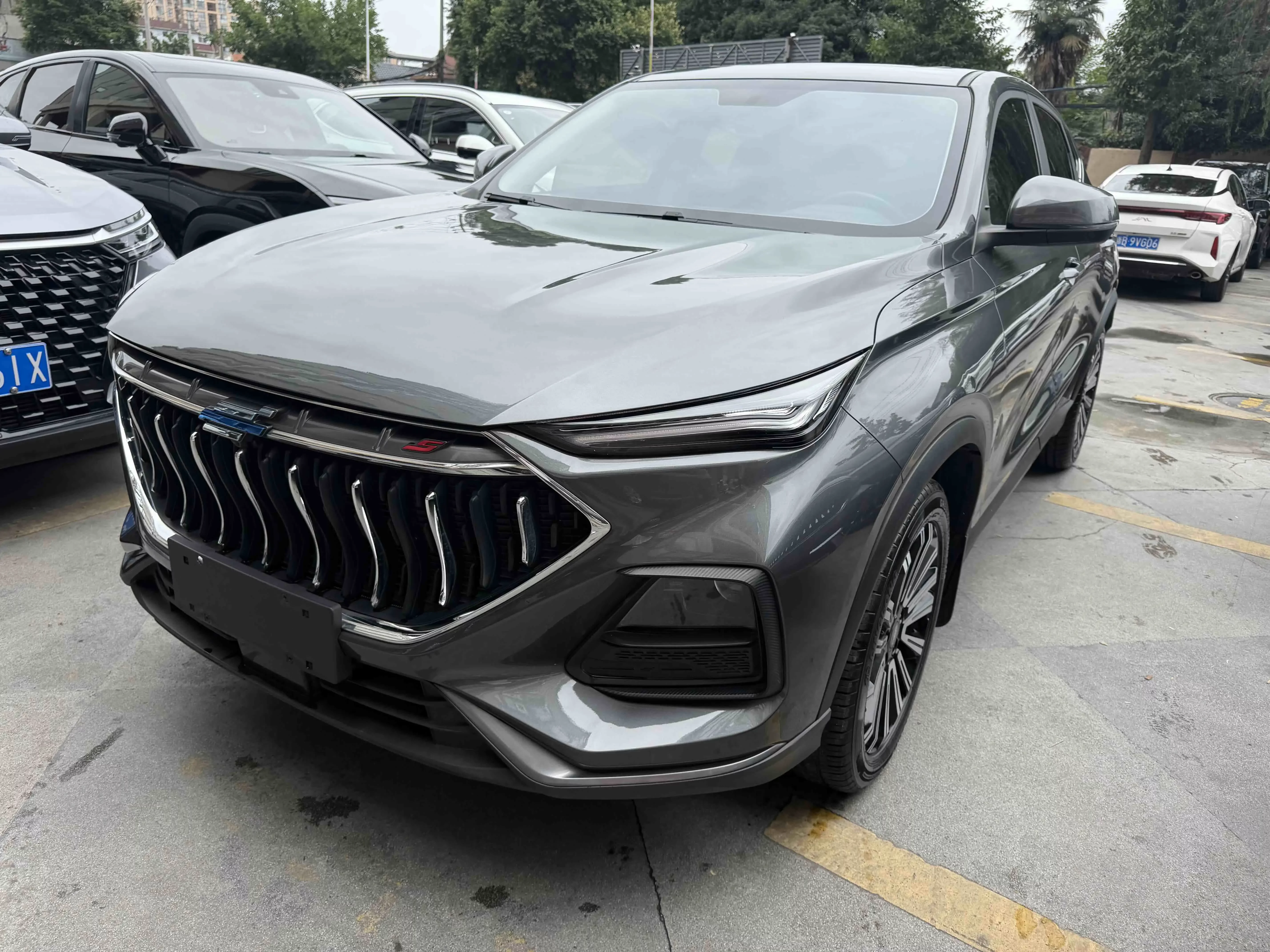 Oshan Changan Auchan X5