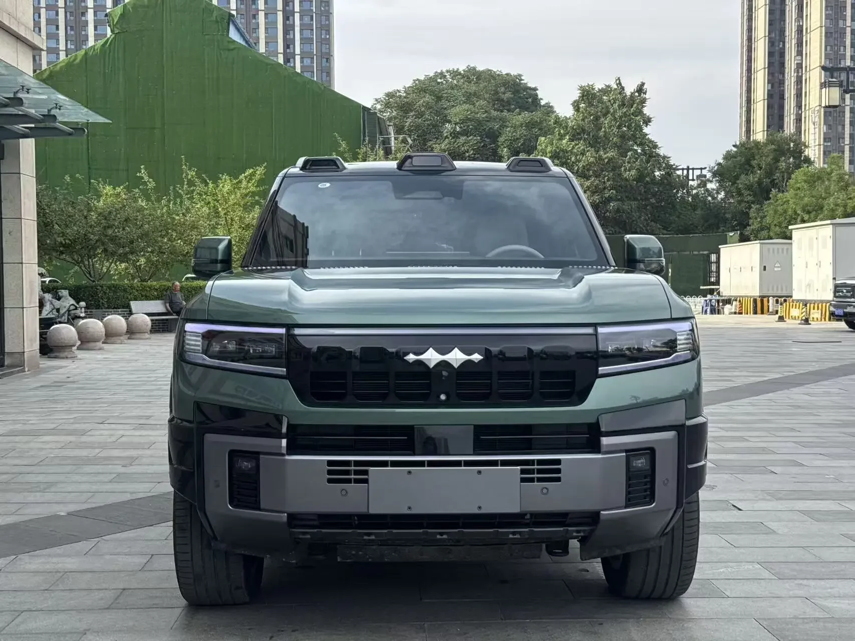 BYD Leopard Leopard 8
