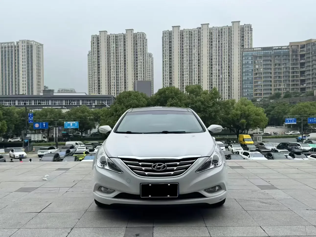 Hyundai sonata eight