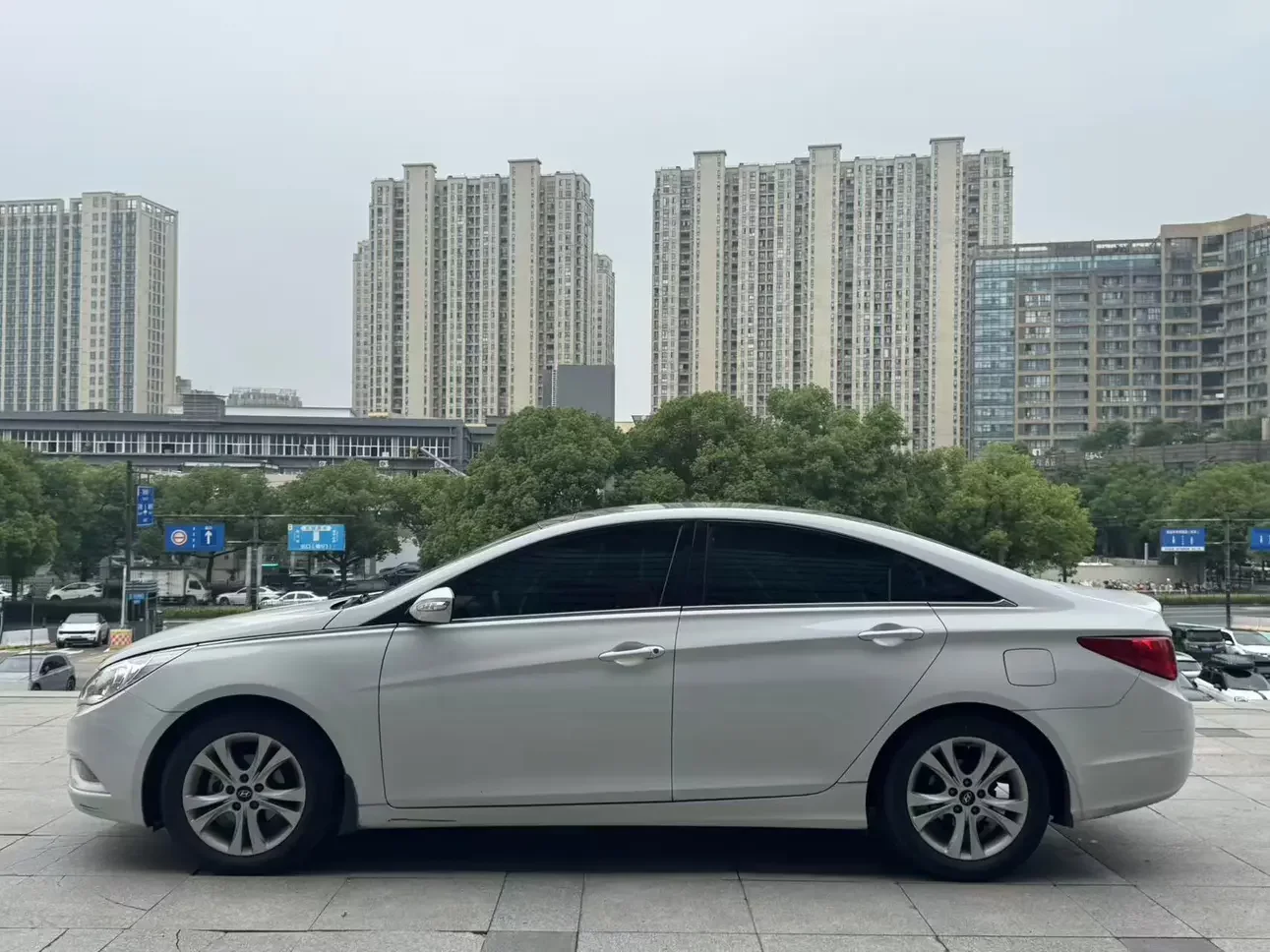 Hyundai sonata eight