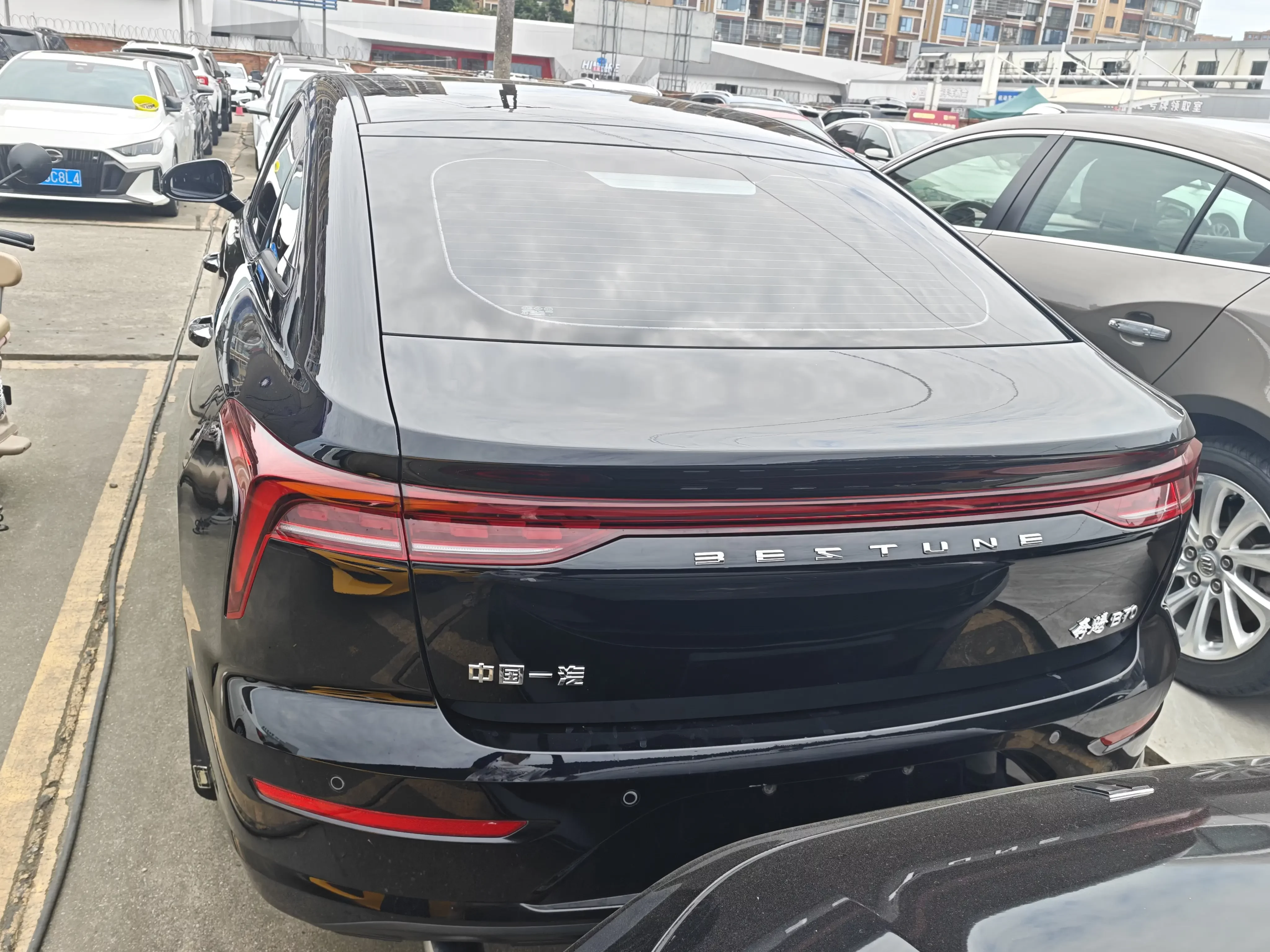 FAW Bestune B70