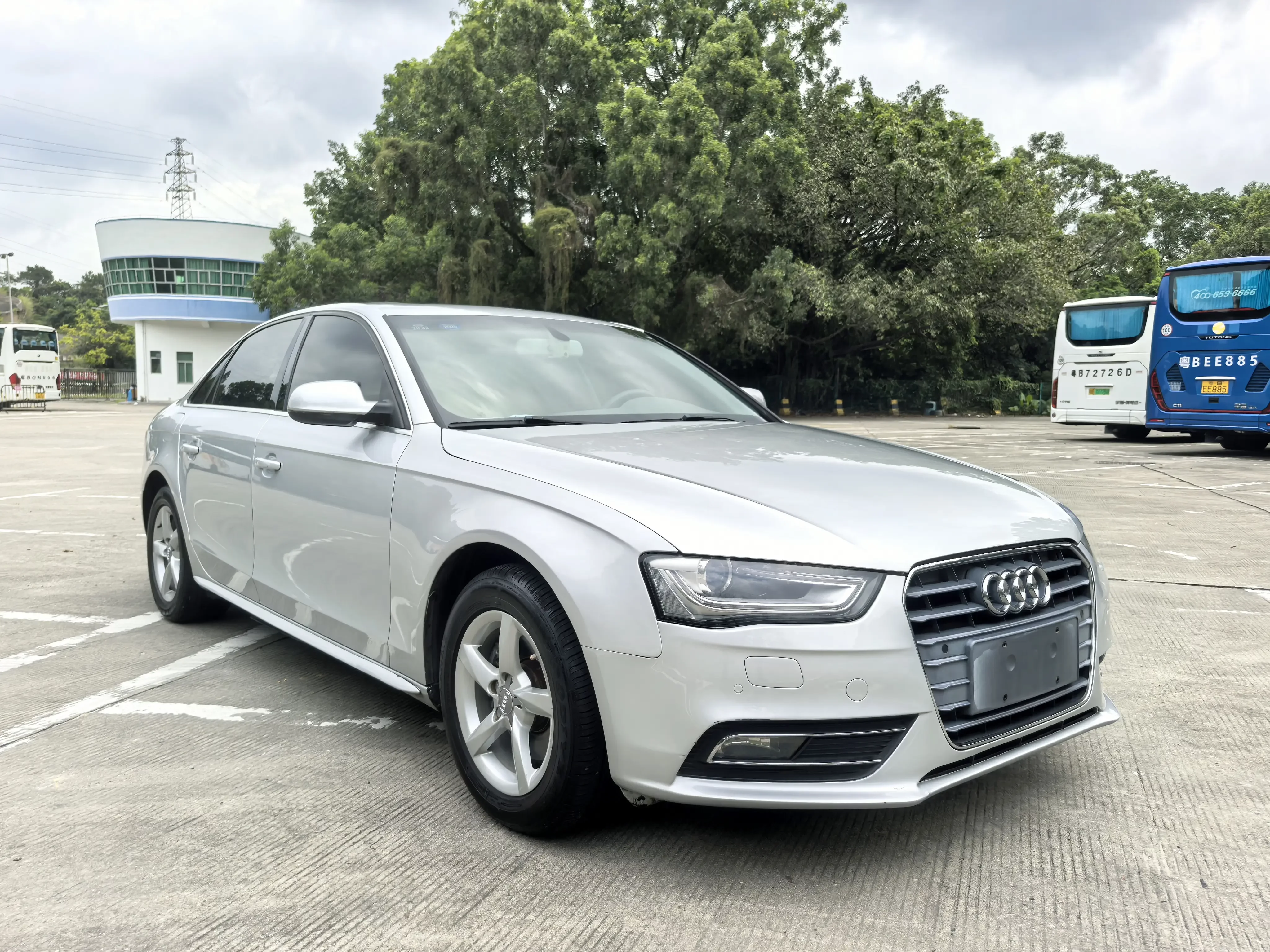 Audi A4L