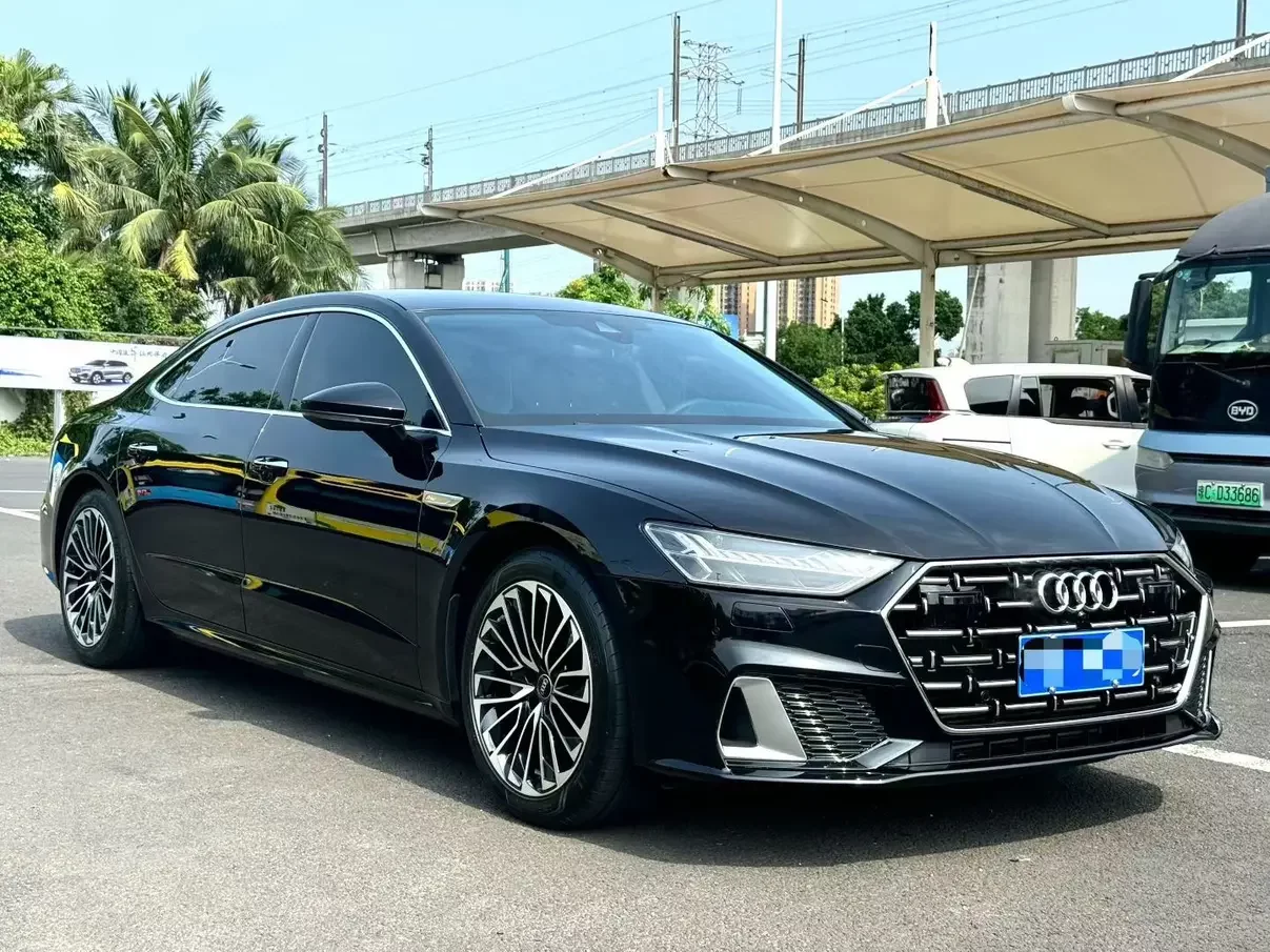 Audi A7L