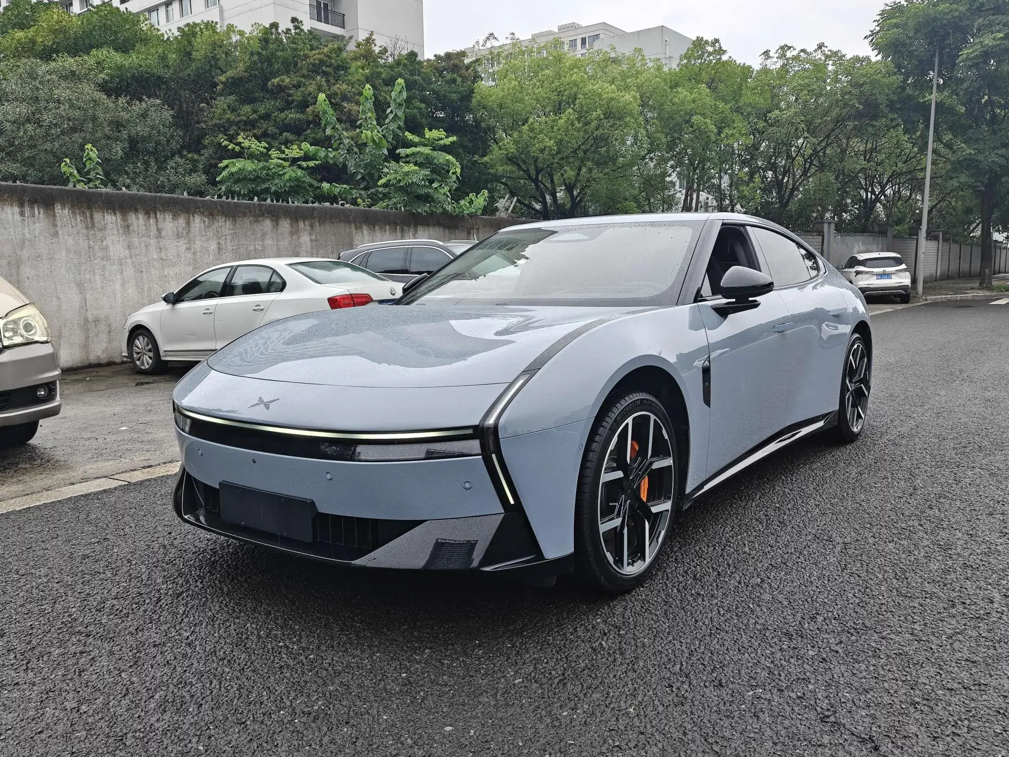 Xpeng P7