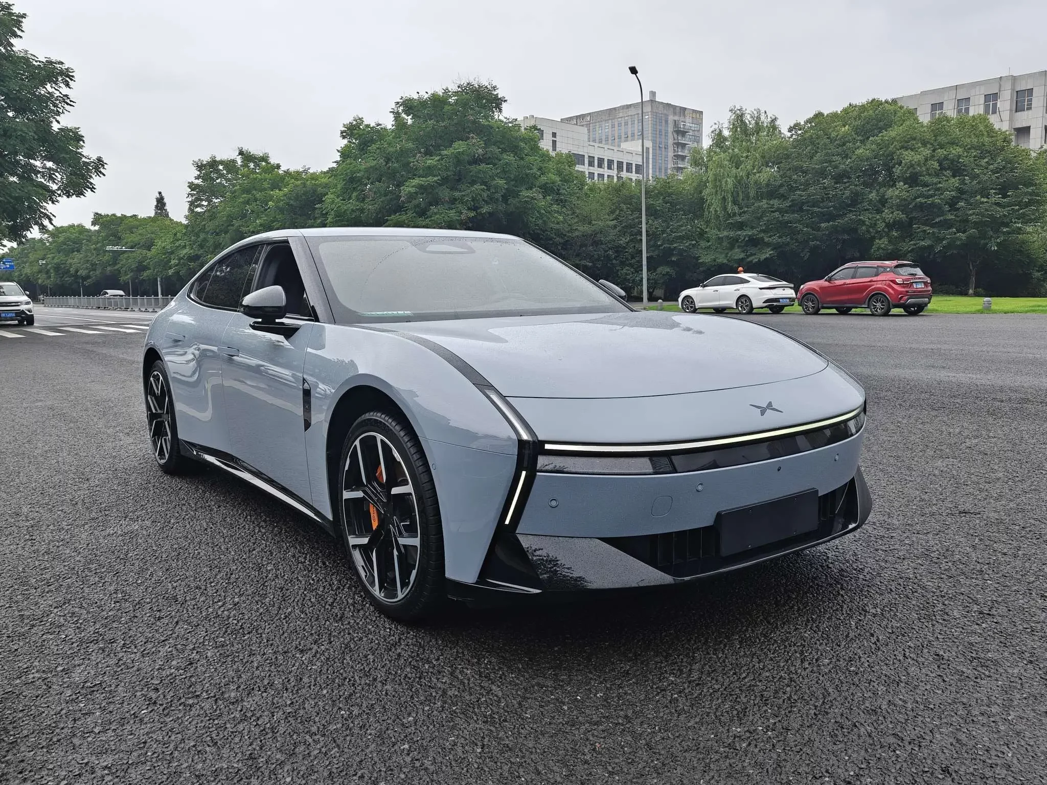 Xpeng P7