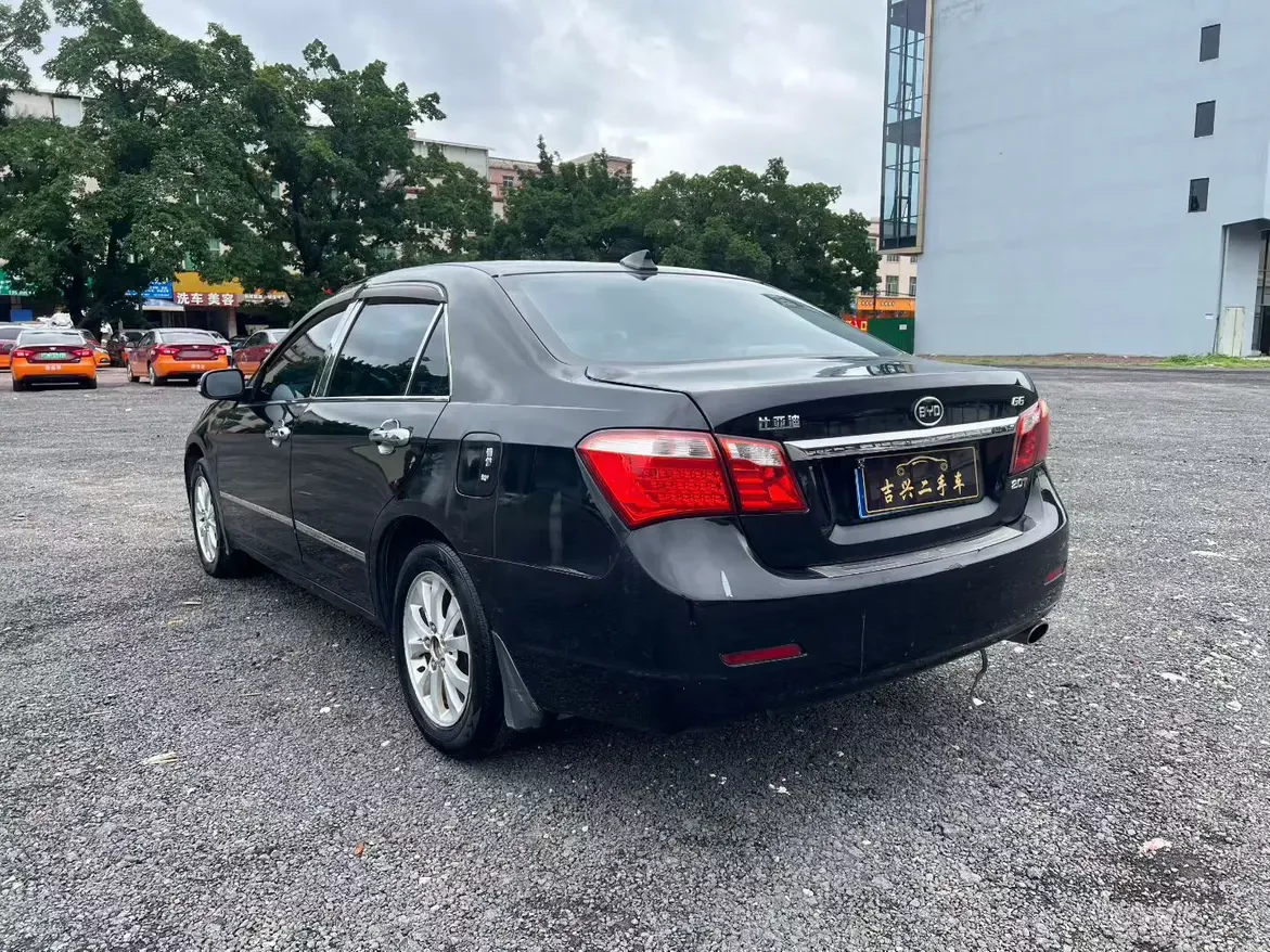 BYD G6
