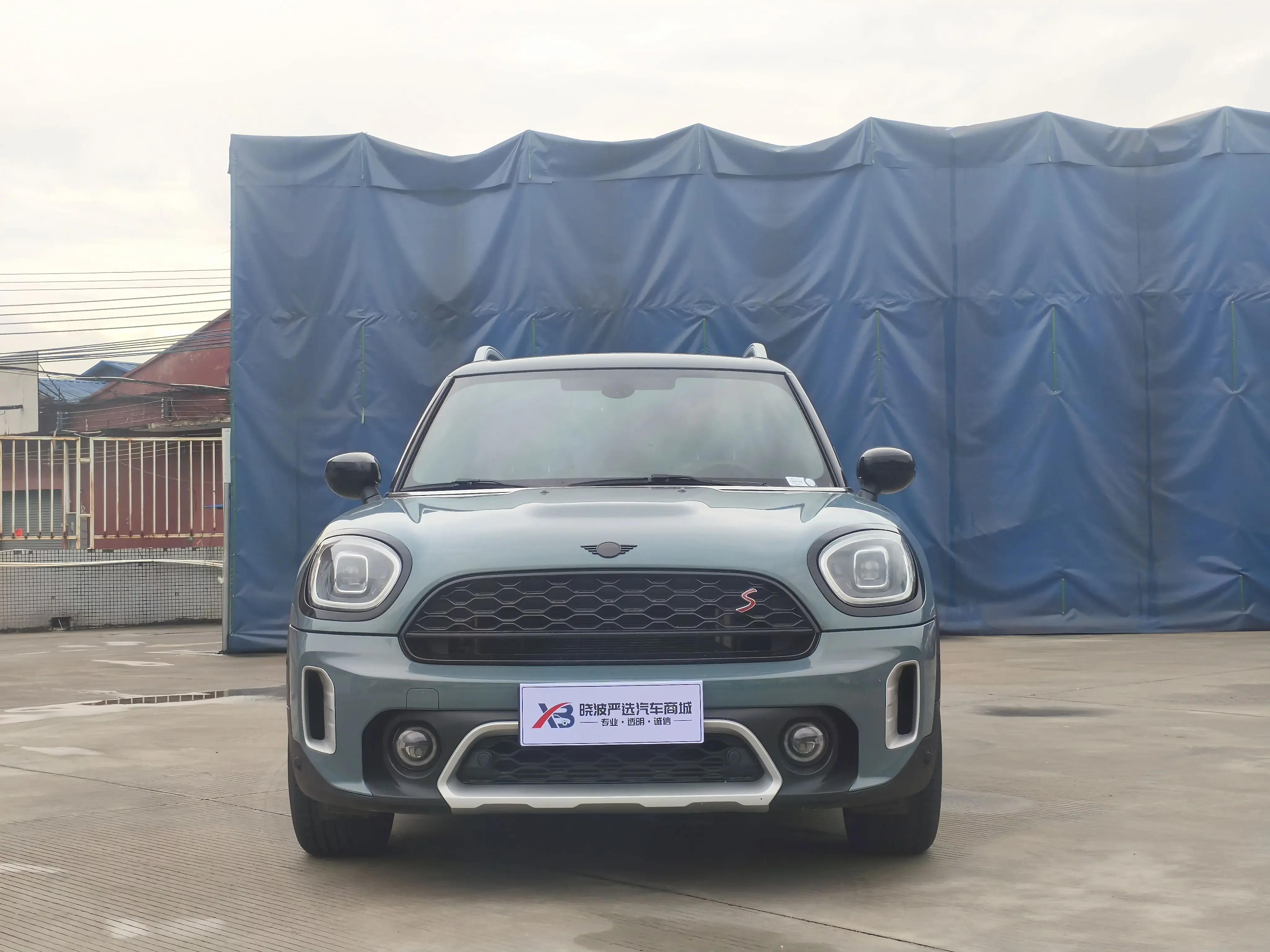 MINI COUNTRYMAN