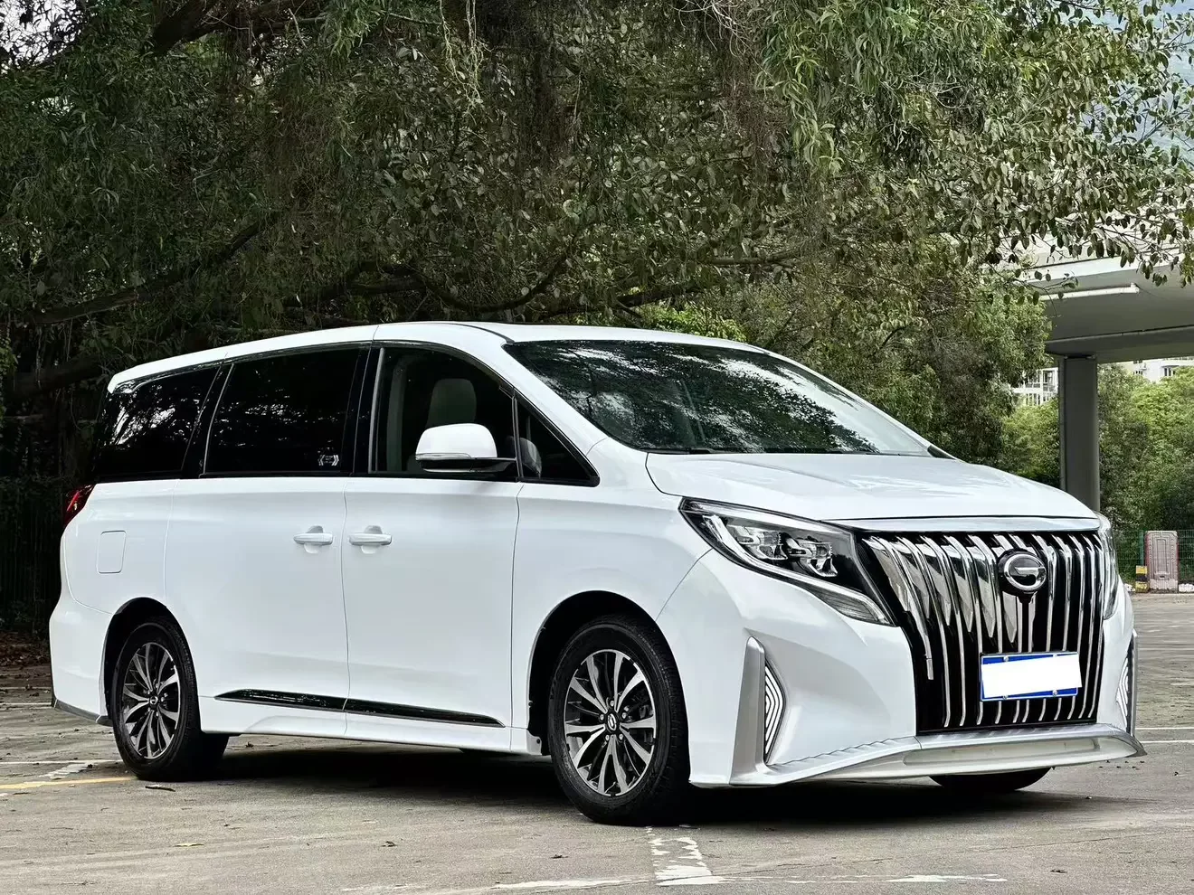 GAC Trumpchi M8