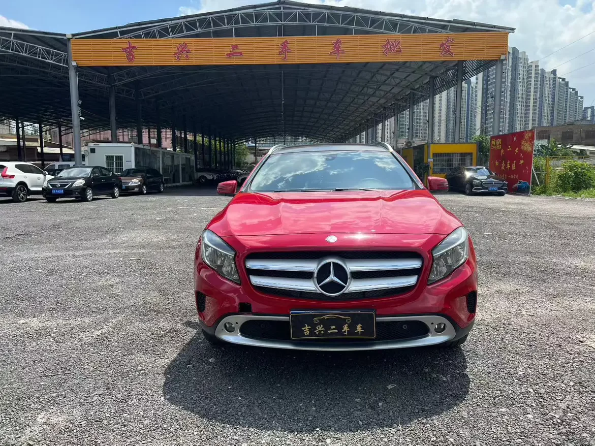 Mercedes-Benz GLA