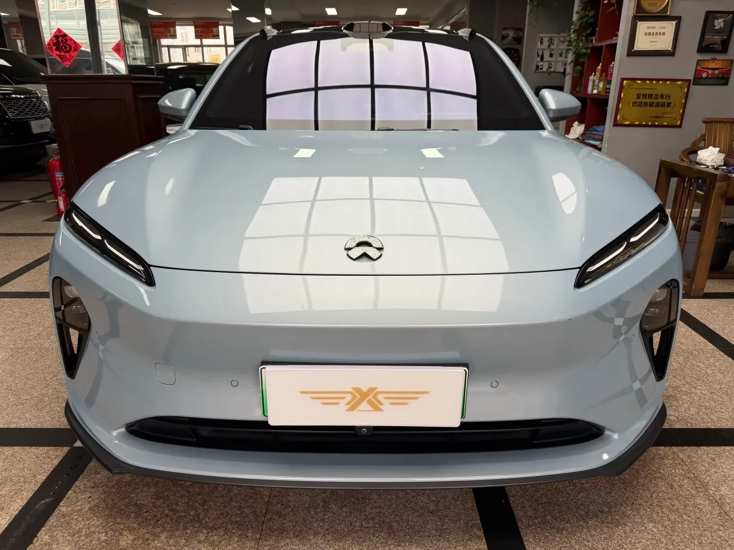 NIO ET5  из Китая
